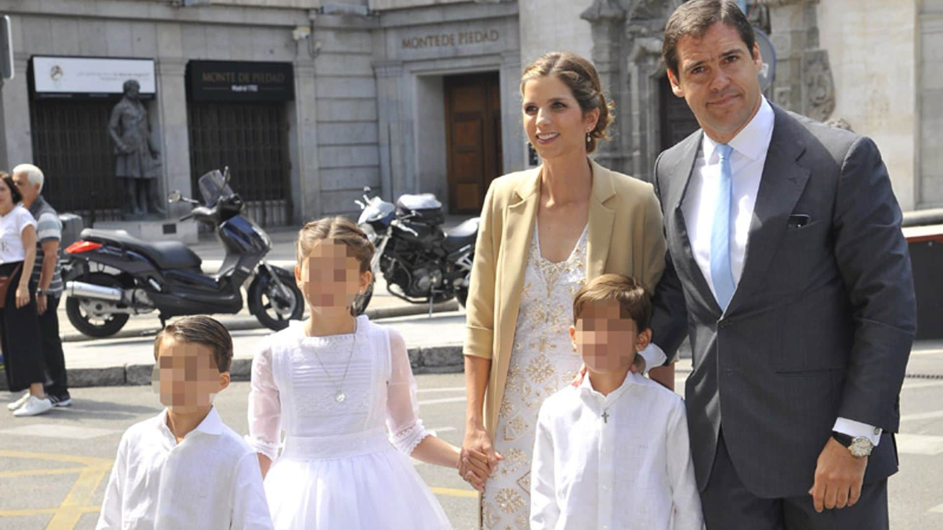 La emotiva comunión de la hija de Luis Alfonso de Borbón y Margarita Vargas