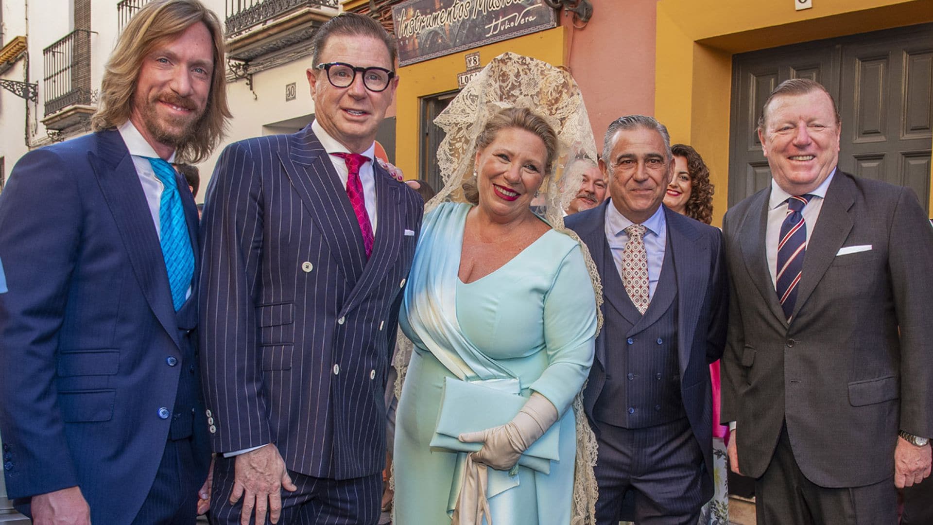 ¡Los Morancos se van de boda! La felicidad de Jorge y César Cadaval en el enlace de su sobrino Coke