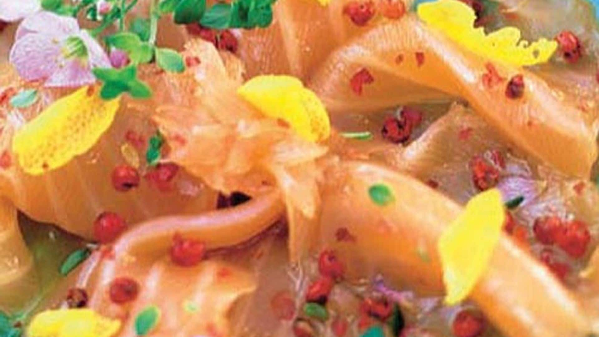 'Carpaccio' de salmón con flores de berro