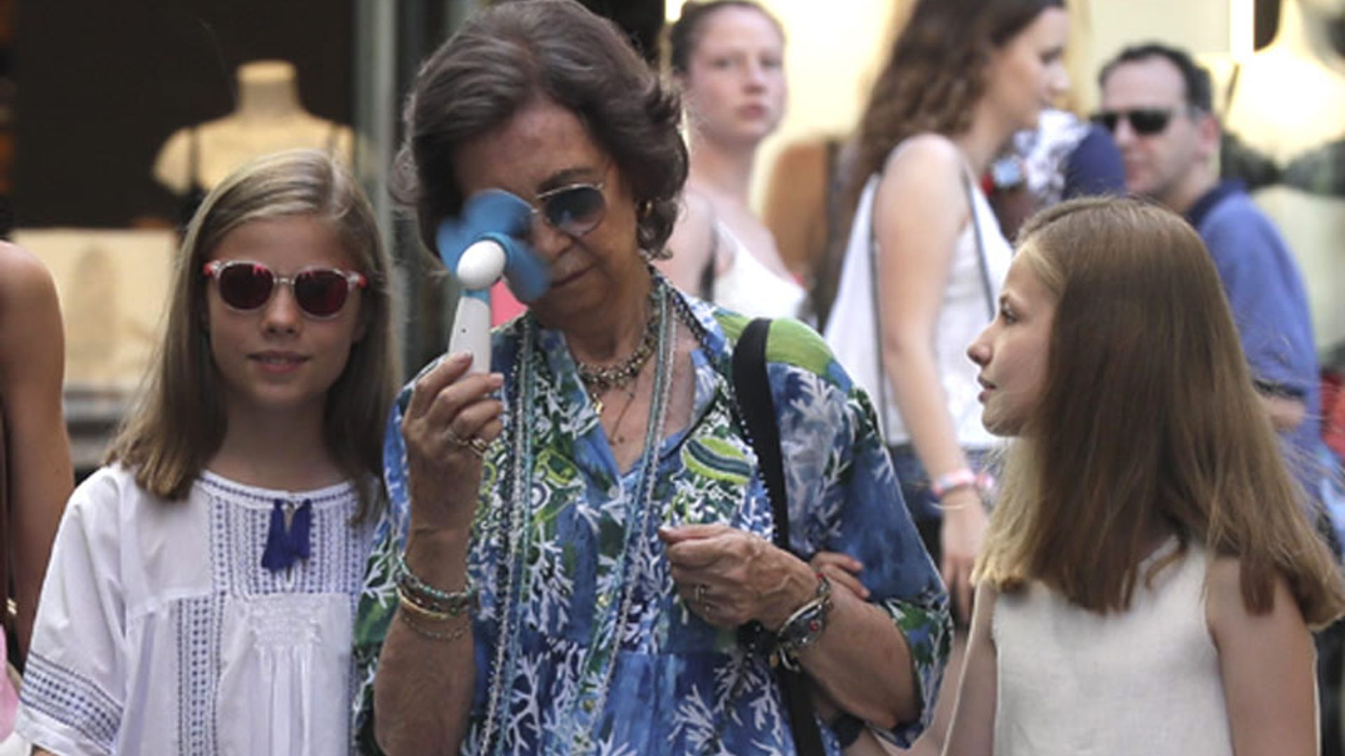 El remedio de doña Sofía para mitigar el calor de Palma