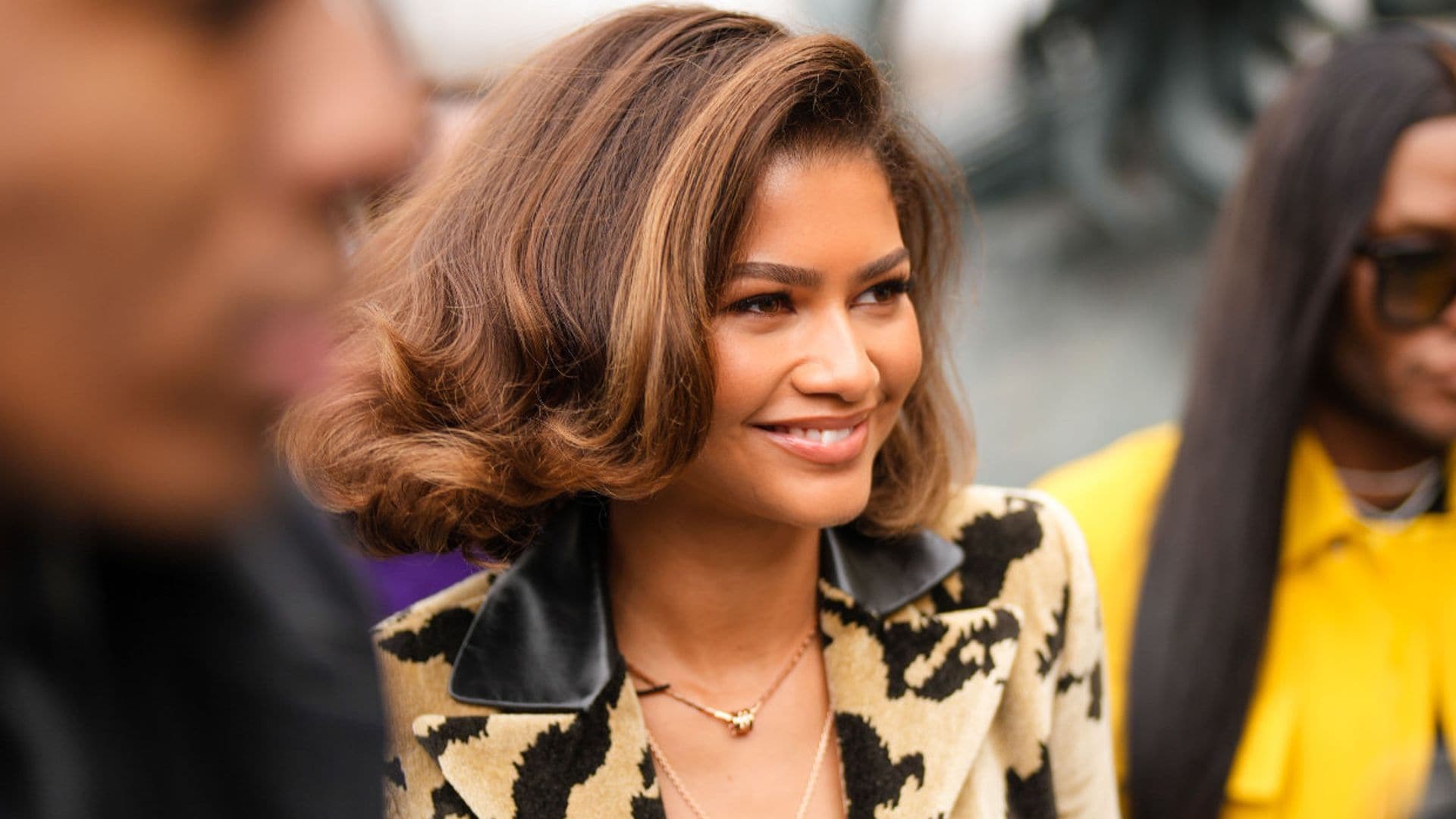 Zendaya cambia de look con el 'mocha chocolate', el color de pelo del próximo otoño