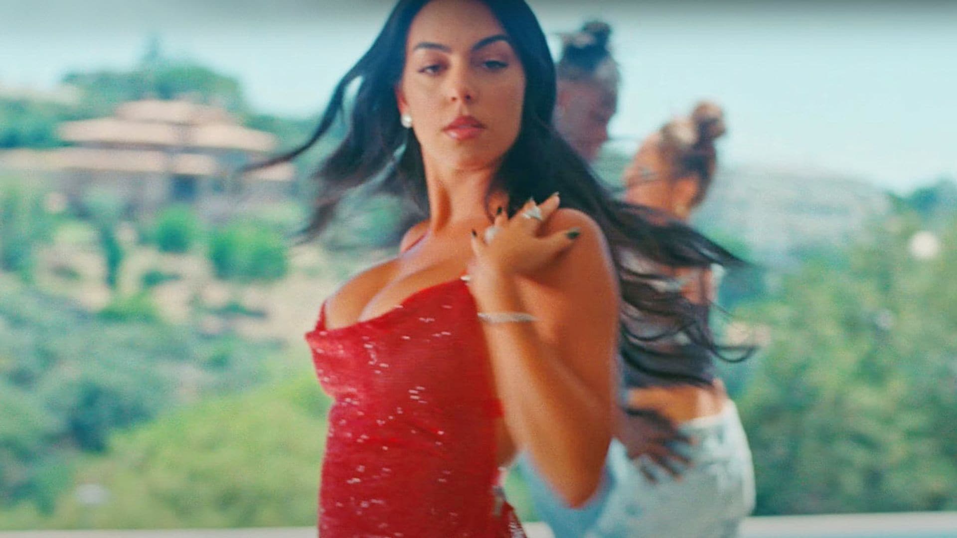 El debut de Georgina en el videoclip de Sebastián Yatra con 'Las Queridas' y la aparición sorpresa de Cristiano Ronaldo