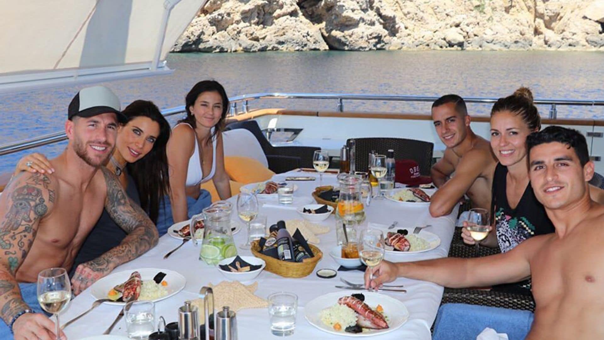 Sergio Ramos y Pilar Rubio se cuelan en la 'honeymoon' de Lucas Vázquez