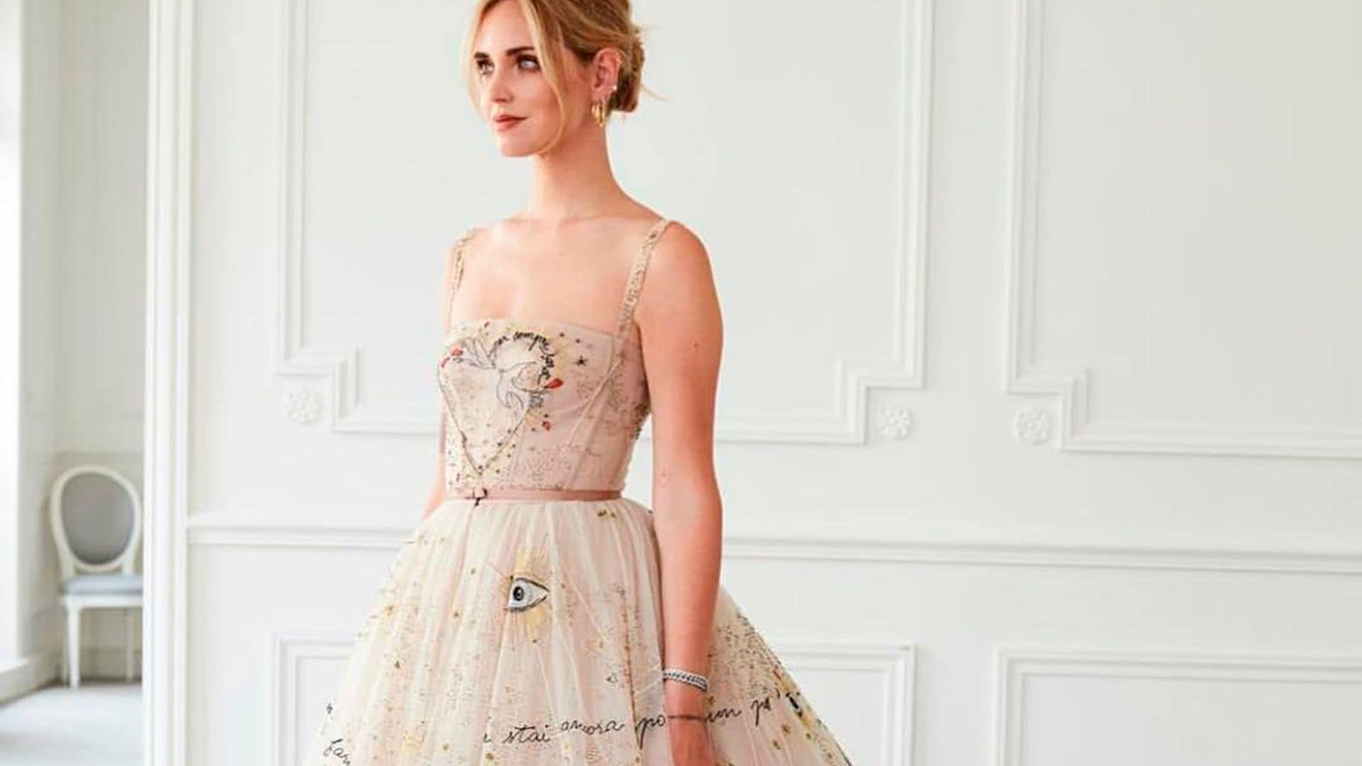 Los escotes de novia de las 'influencers' inspiran los vestidos de la temporada