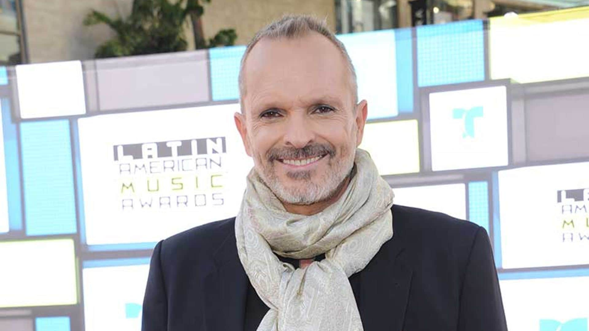 Miguel Bosé será uno de los presentadores de los Grammy Latinos