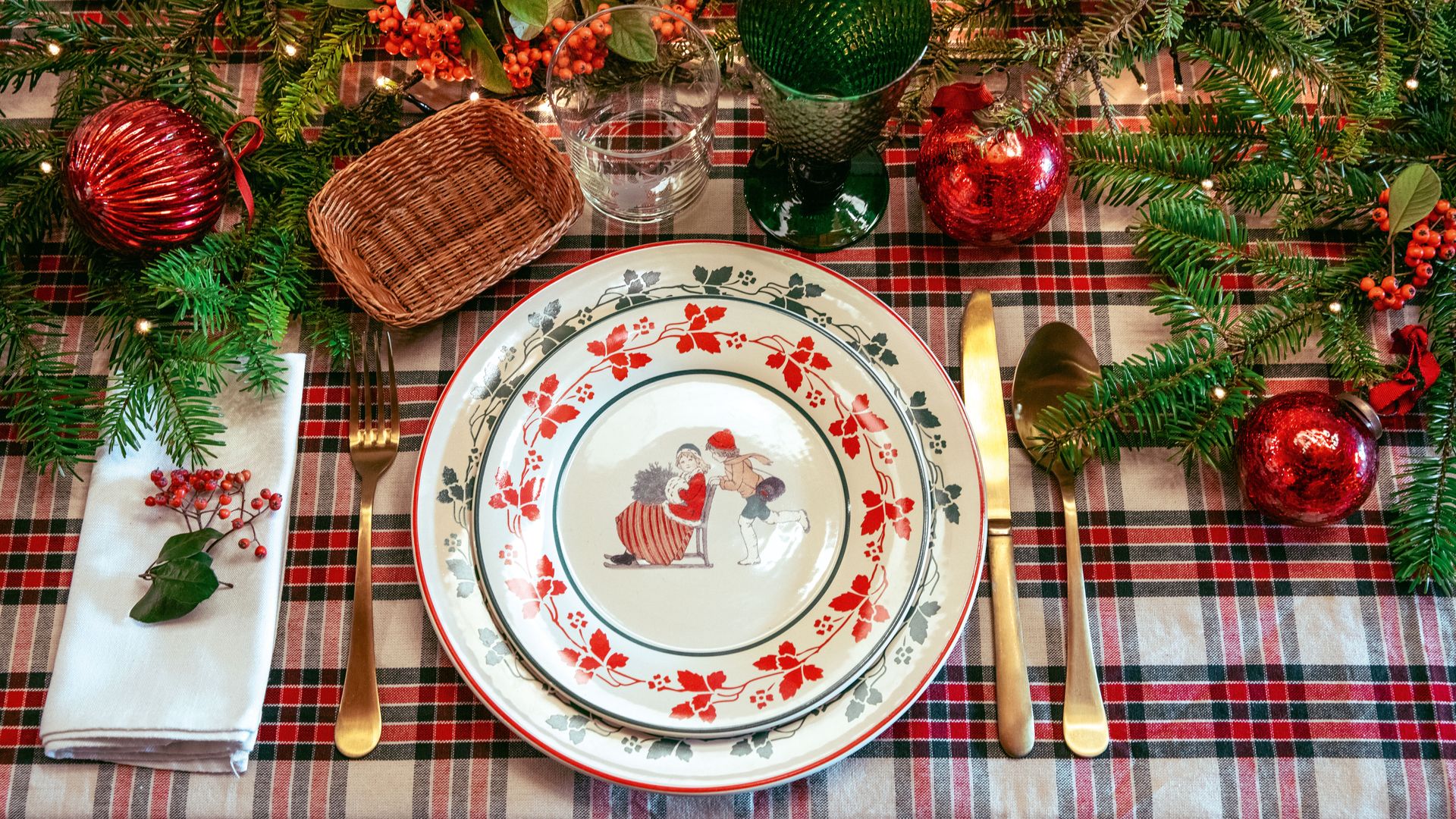 Detalles de la mesa de la cocina