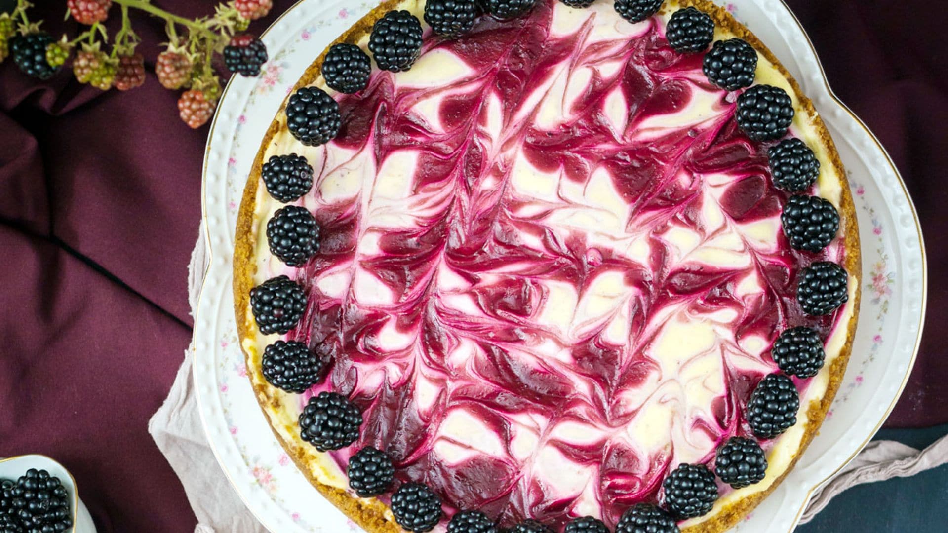 Tarta de moras y yogur