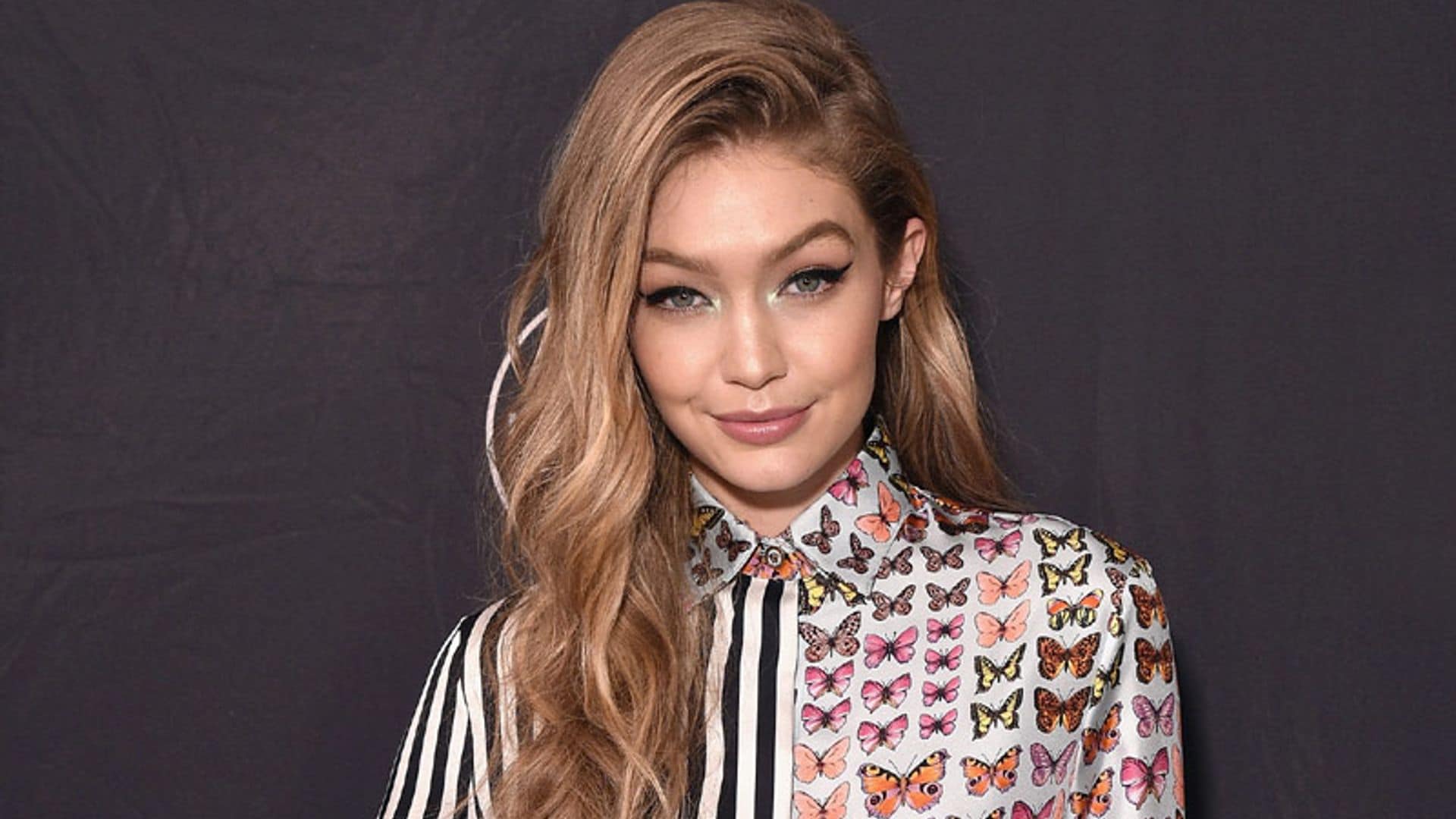 El maquillador de Gigi Hadid te recomienda los cosméticos para los viajes en avión