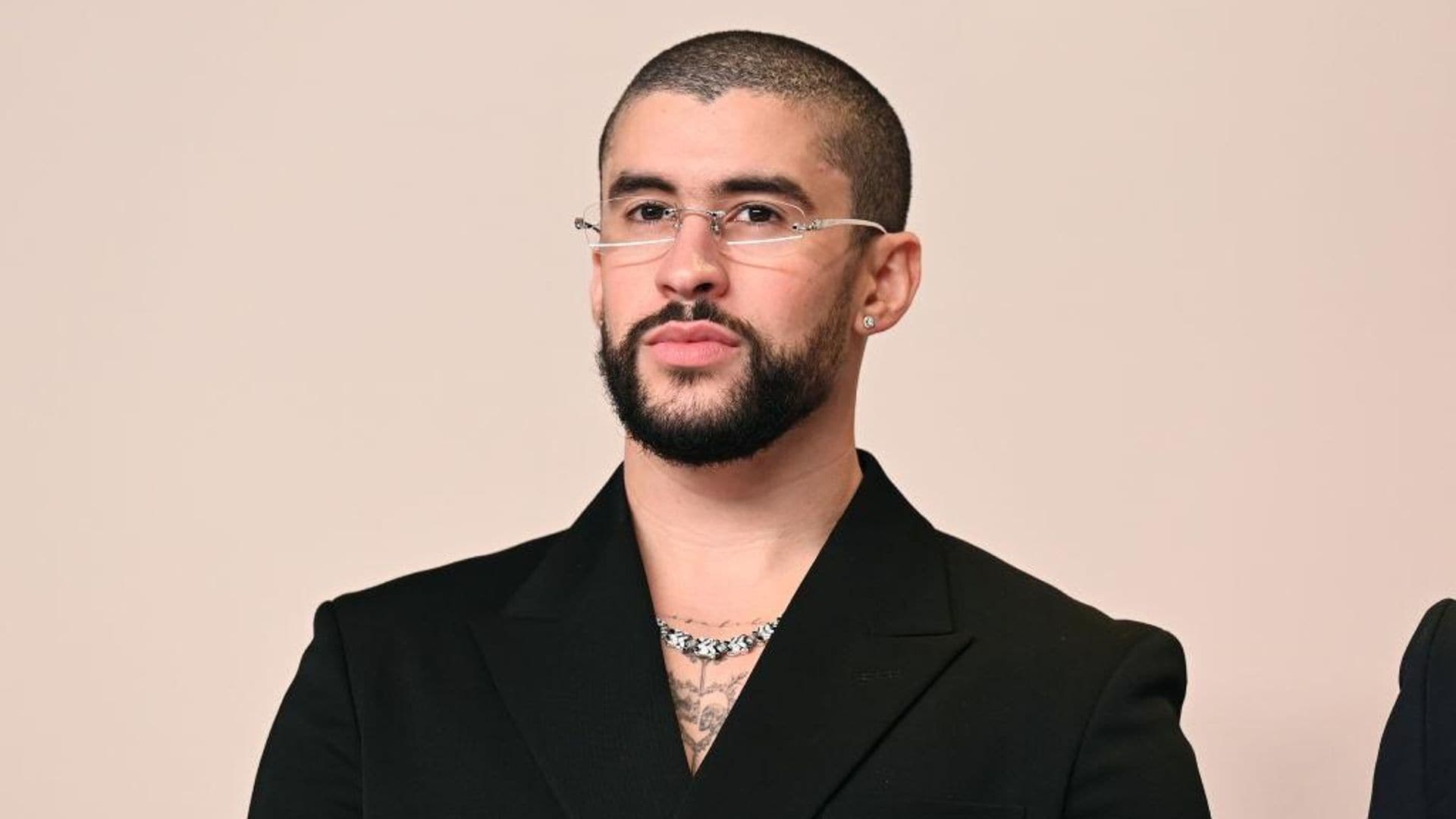 bad bunny fue uno de los invitados latinos en los oscars