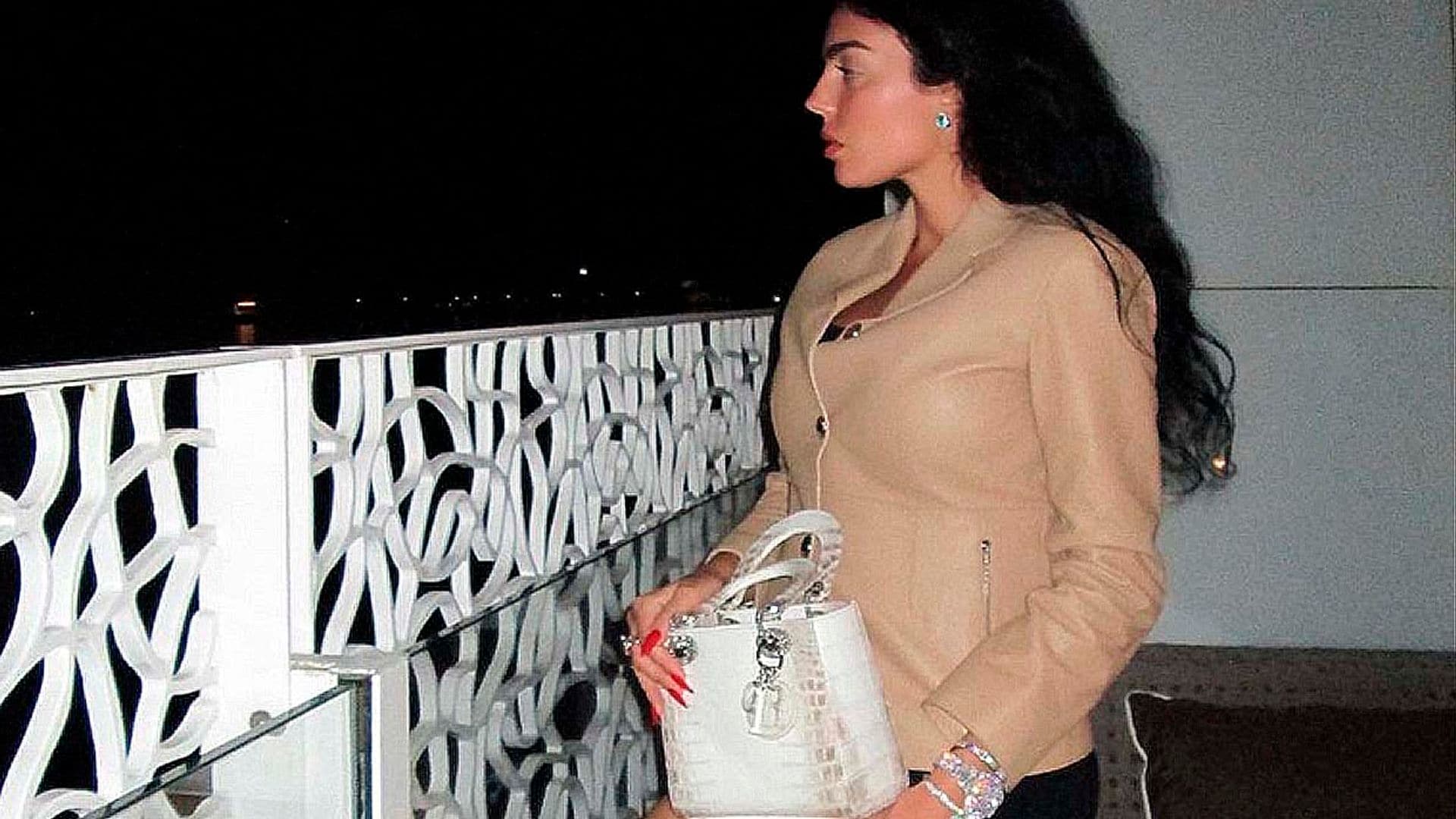 La última imagen de Georgina luciendo joyas y bolso de lujo que en total suman más de 4 millones de euros