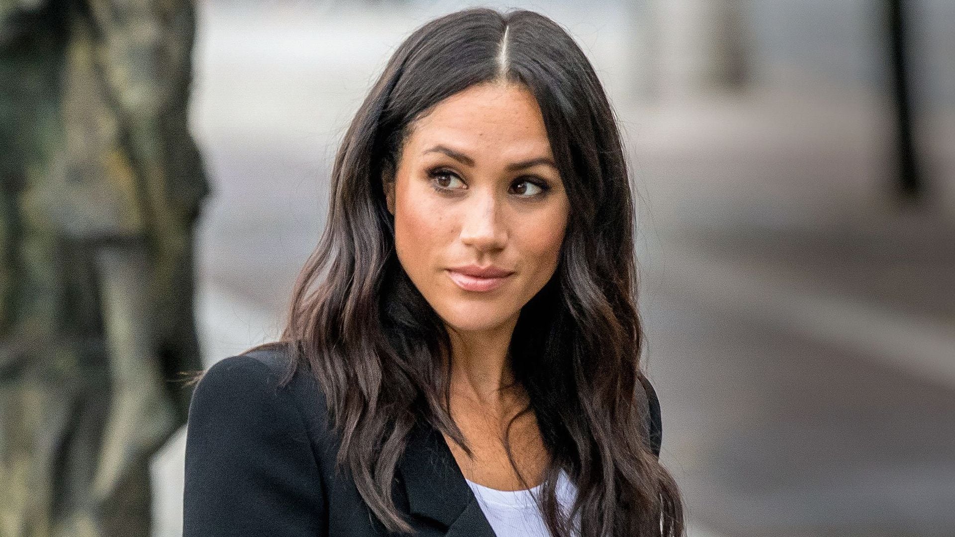 Meghan Markle, de problema en problema: no levanta cabeza