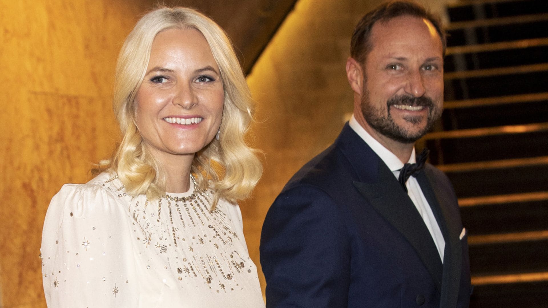 El 'selfie' de Haakon y Mette-Marit de Noruega para celebrar sus 20 años de casados