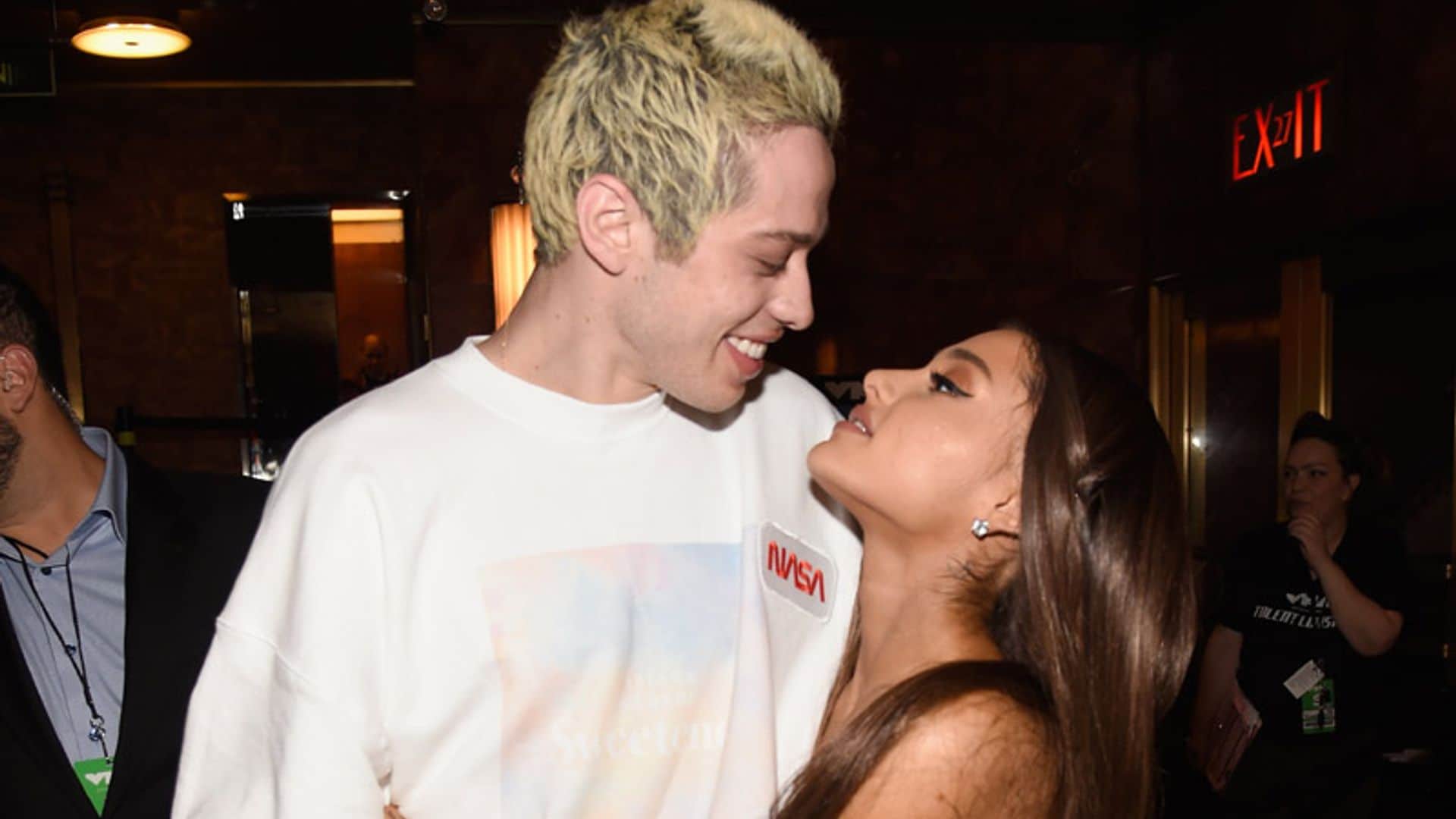 Pete Davidson deja la puerta abierta a una posible reconciliación con Ariana Grande