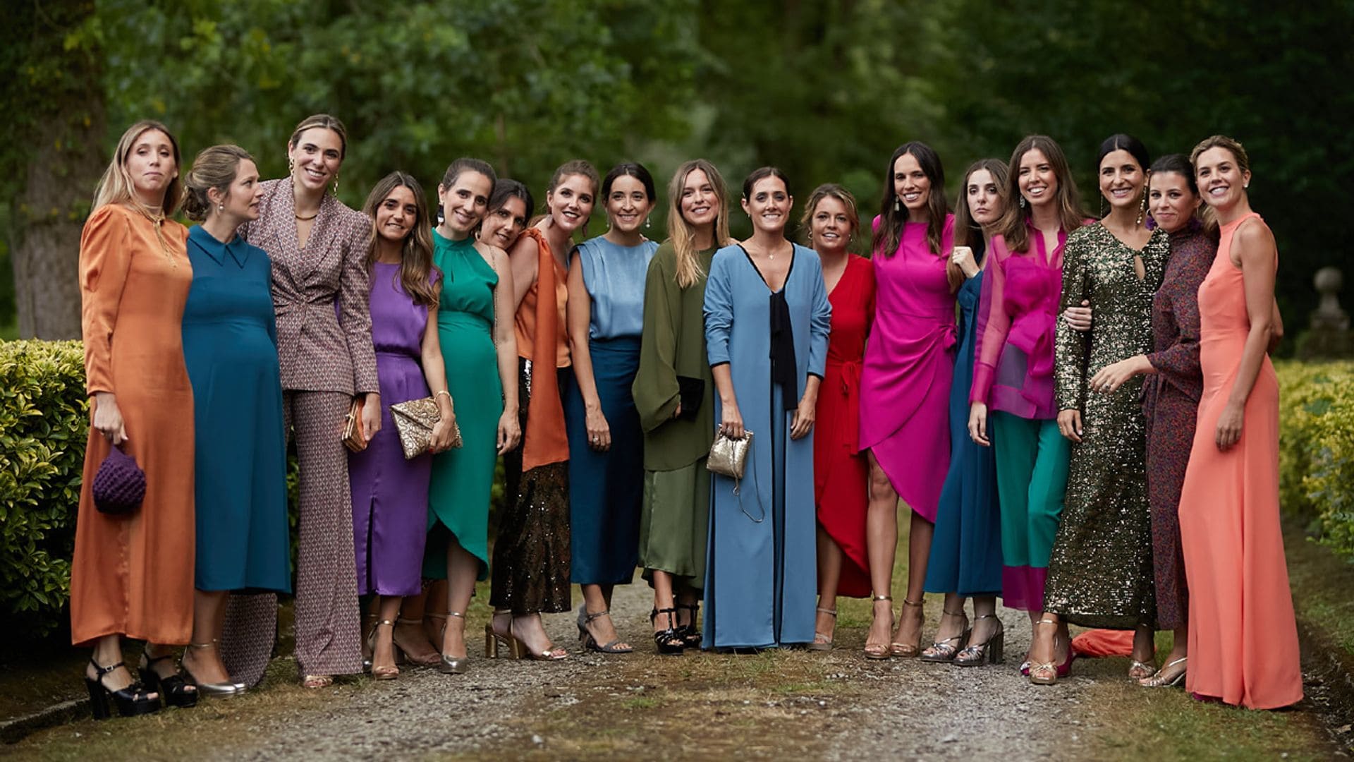 Los mejores looks de invitada vistos en la boda de Laura Corsini... ¡diseñados por la novia!