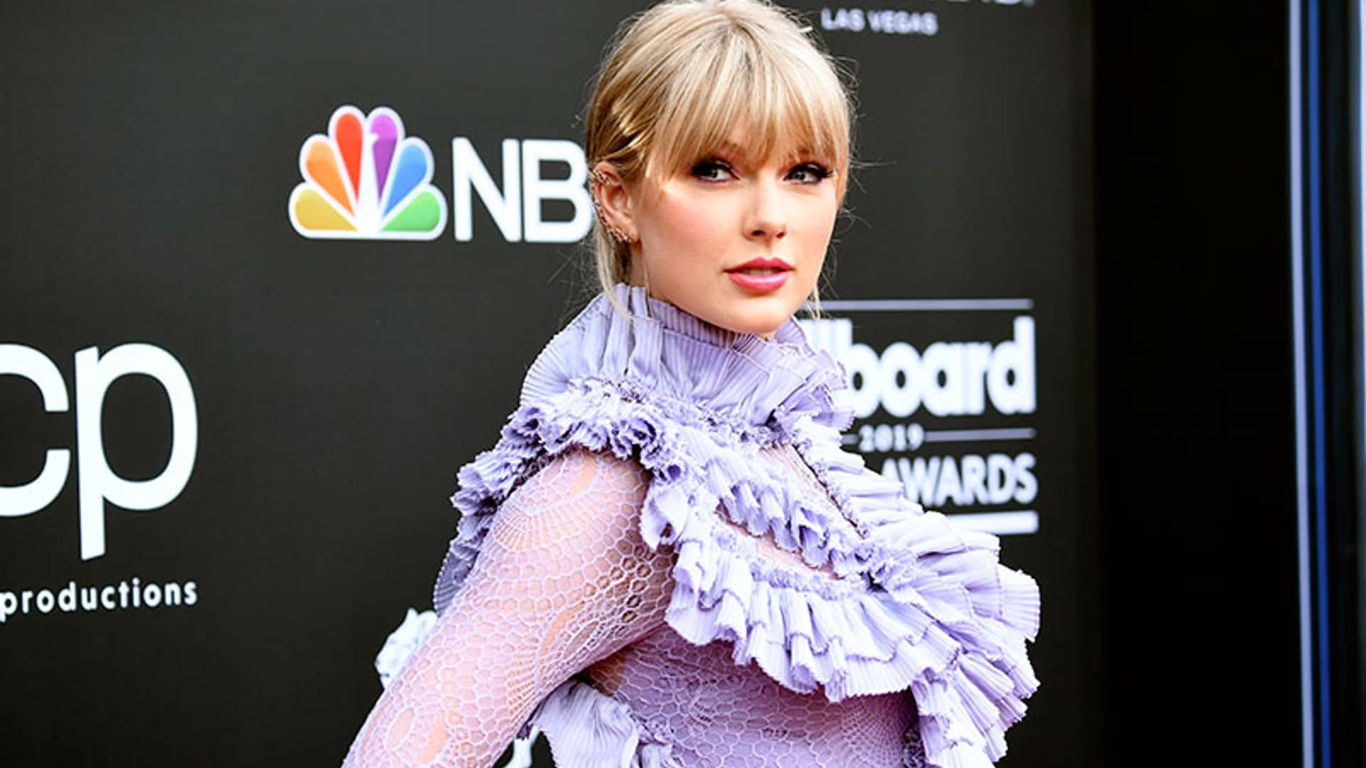 Billboard Music Awards: del 'look' victoriano de Taylor Swift a la minifalda de Eva Longoria