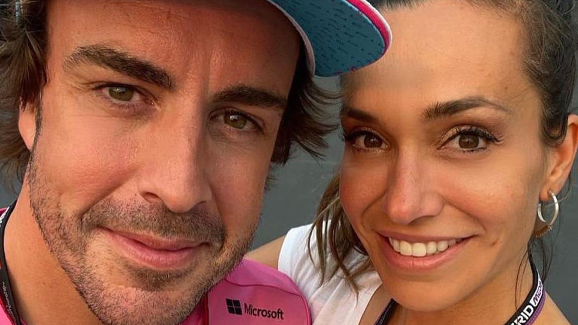 Fernando Alonso, como nunca lo hemos visto: las fotografías más cariñosas con su nueva novia