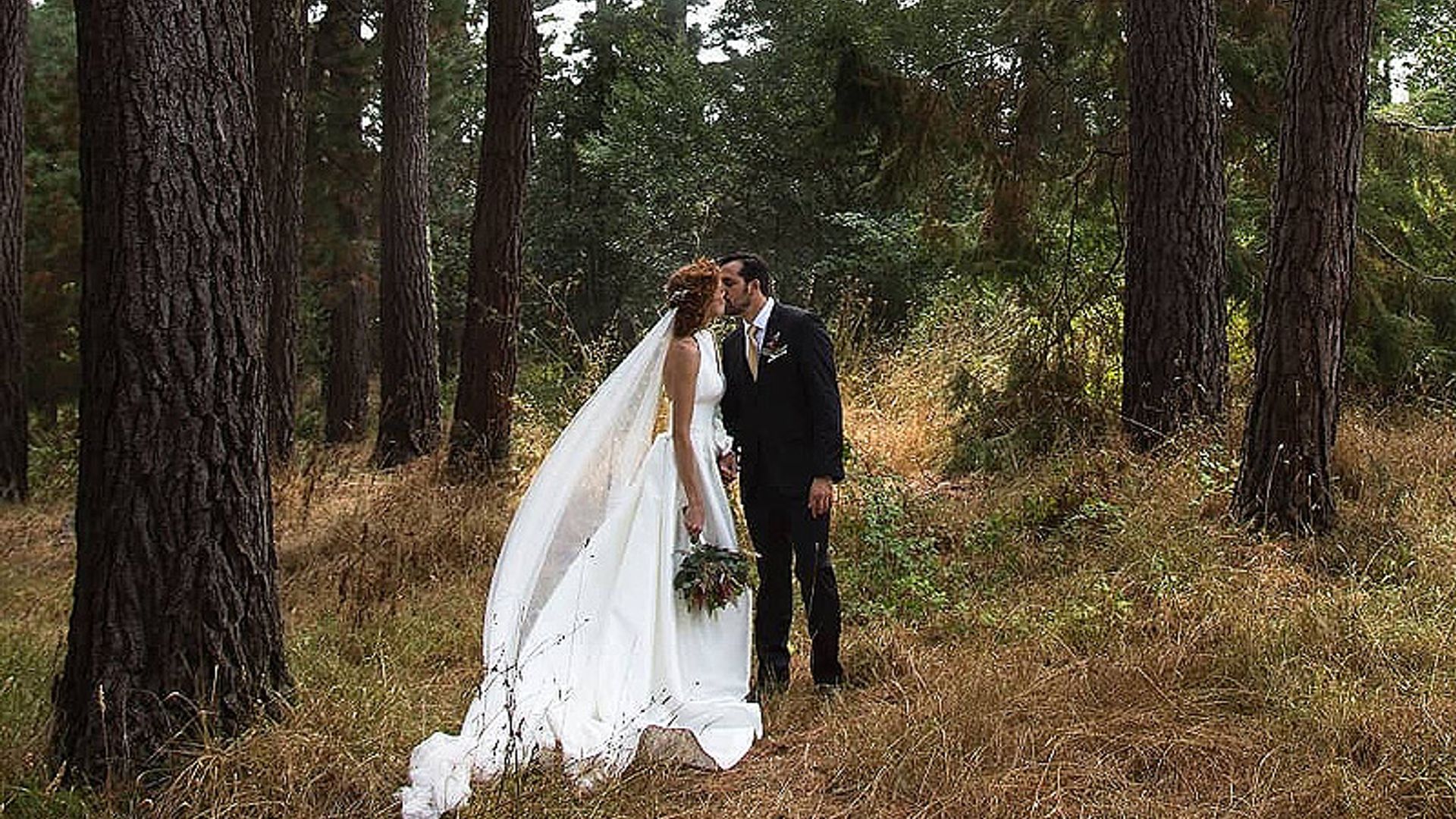 María Castro y José Manuel Villalba ponen fin a sus tres días de boda en las Islas Cíes