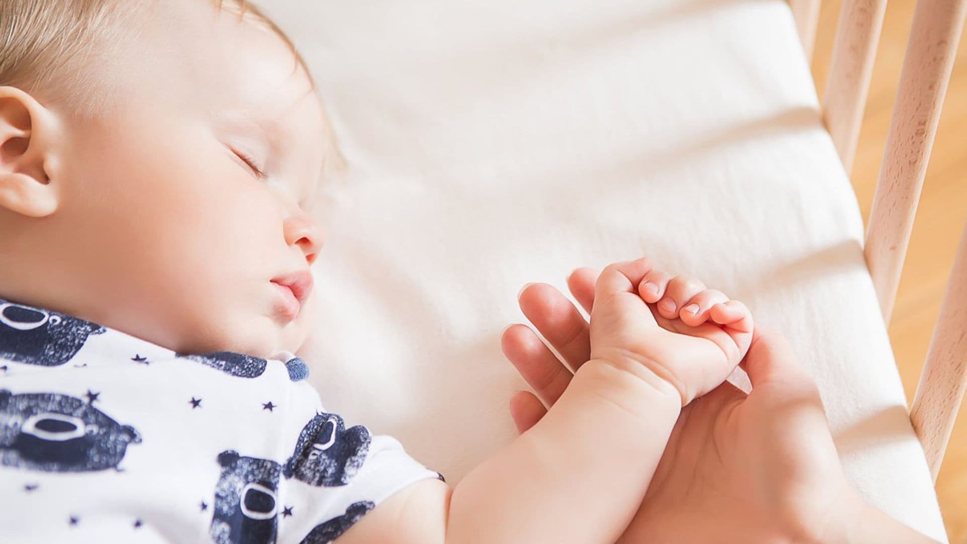 6 consejos para mantener la rutina de sueño de tu bebé este verano