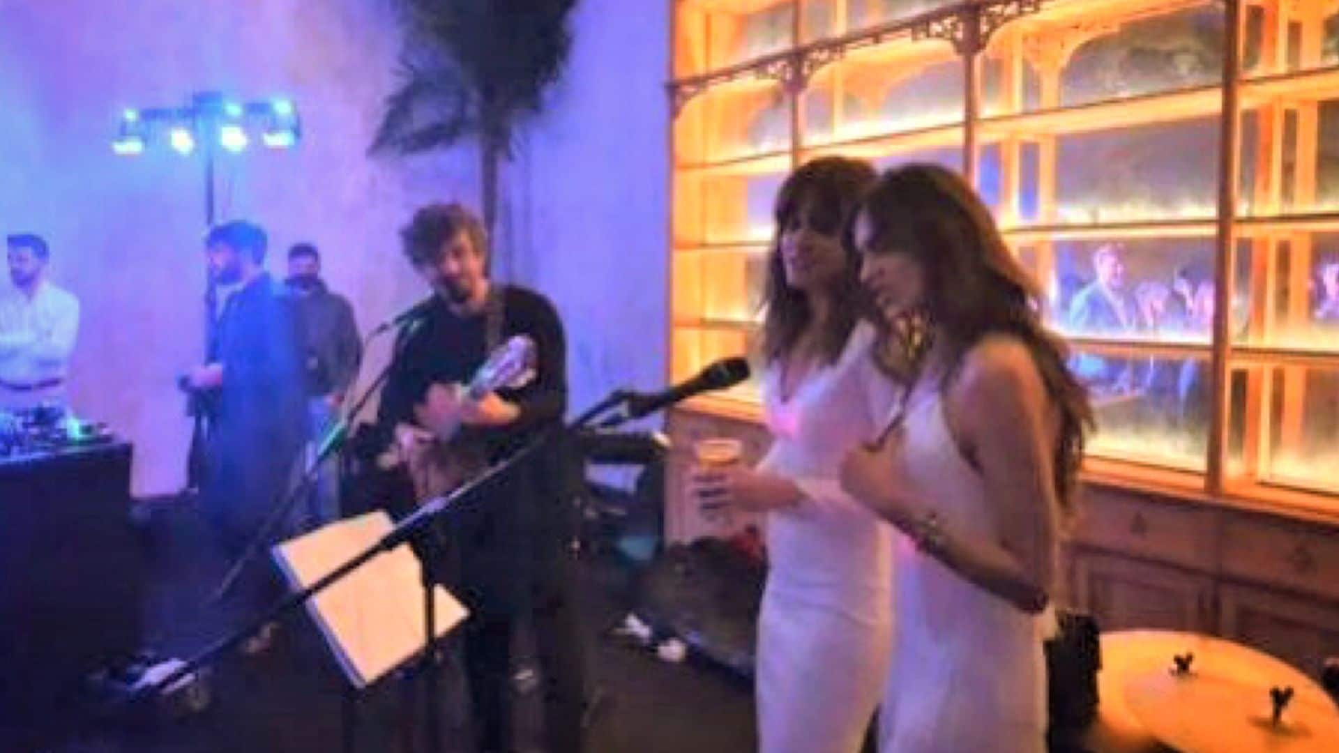 La espectacular fiesta de cumpleaños de Isabel Jiménez ¡con dueto musical incluido junto a Sara Carbonero!