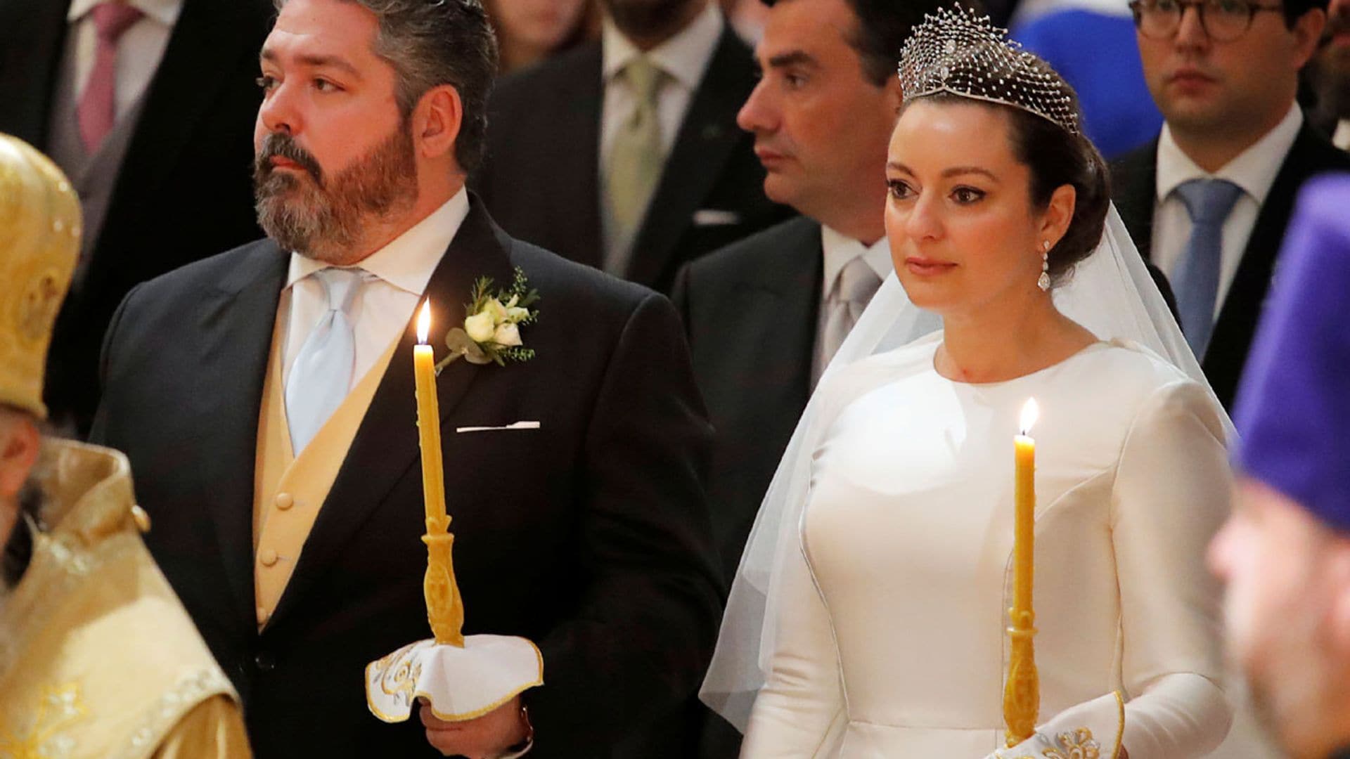 Rebecca Bettarini, una novia clásica que rinde homenaje a la cultura rusa con su vestido