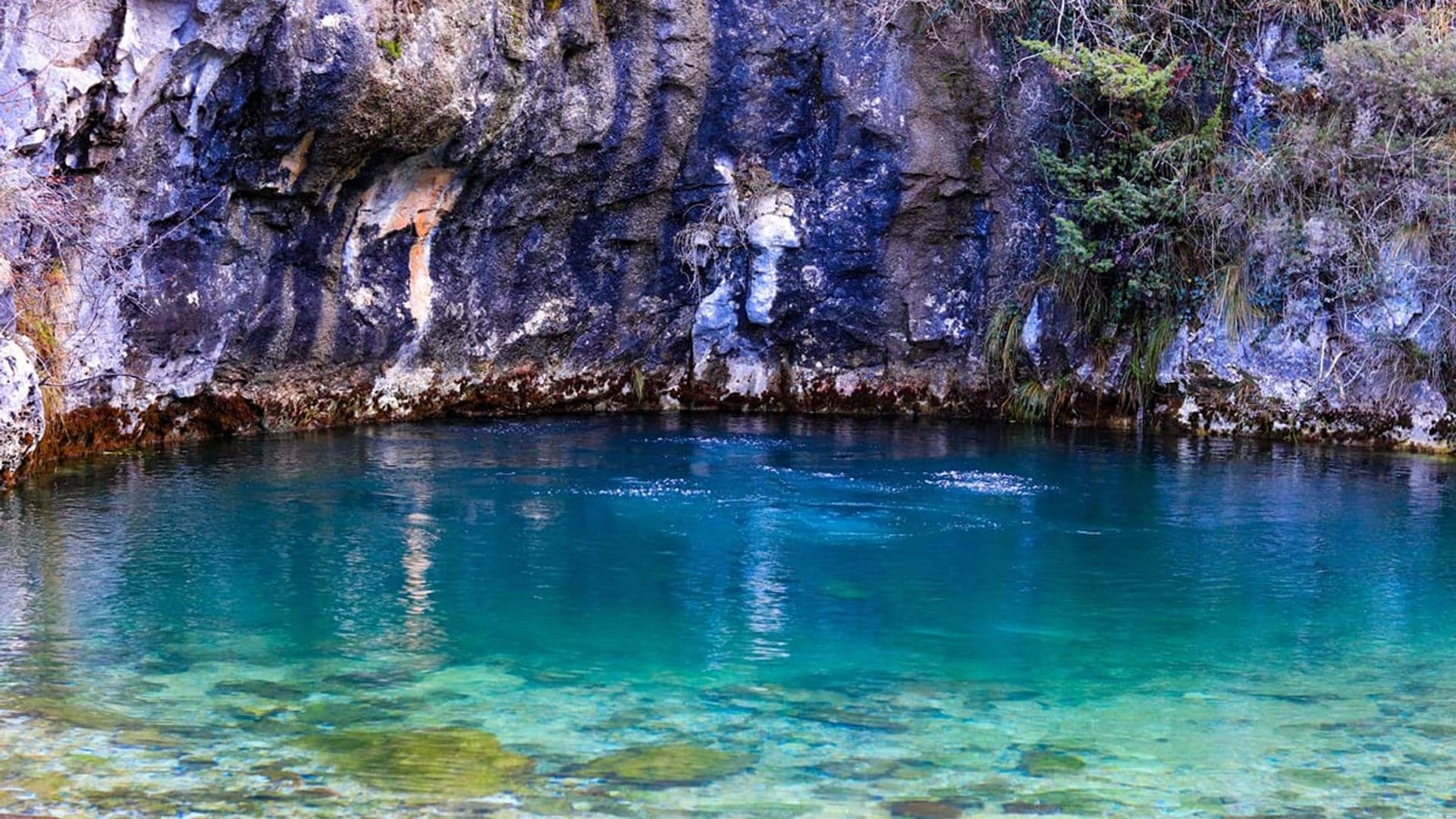 Los dos belenes más originales de Burgos: bajo el agua y a 2000 metros de altura