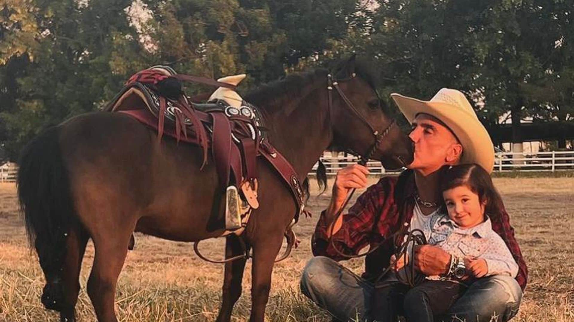 Alejandro Fernández y su especial día en familia en el rancho de su papá