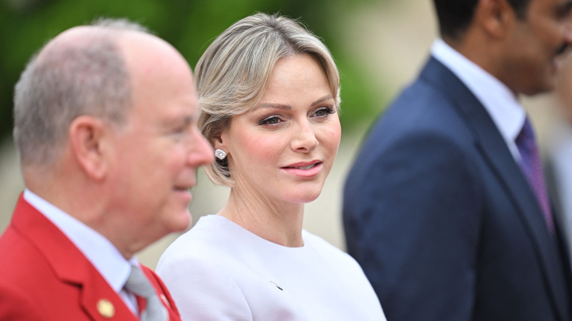 De Charlene de Mónaco a Mary de Dinamarca: así han vestido las 'royals' en su gran cita de París
