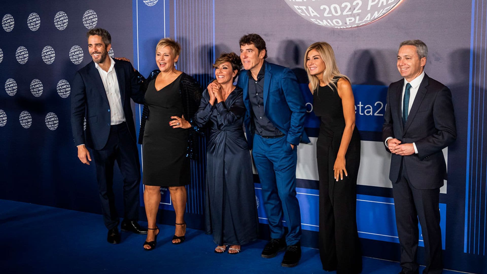 De Sonsoles Ónega a Julia Otero, cumbre de rostros conocidos en la cena de gala del Premio Planeta