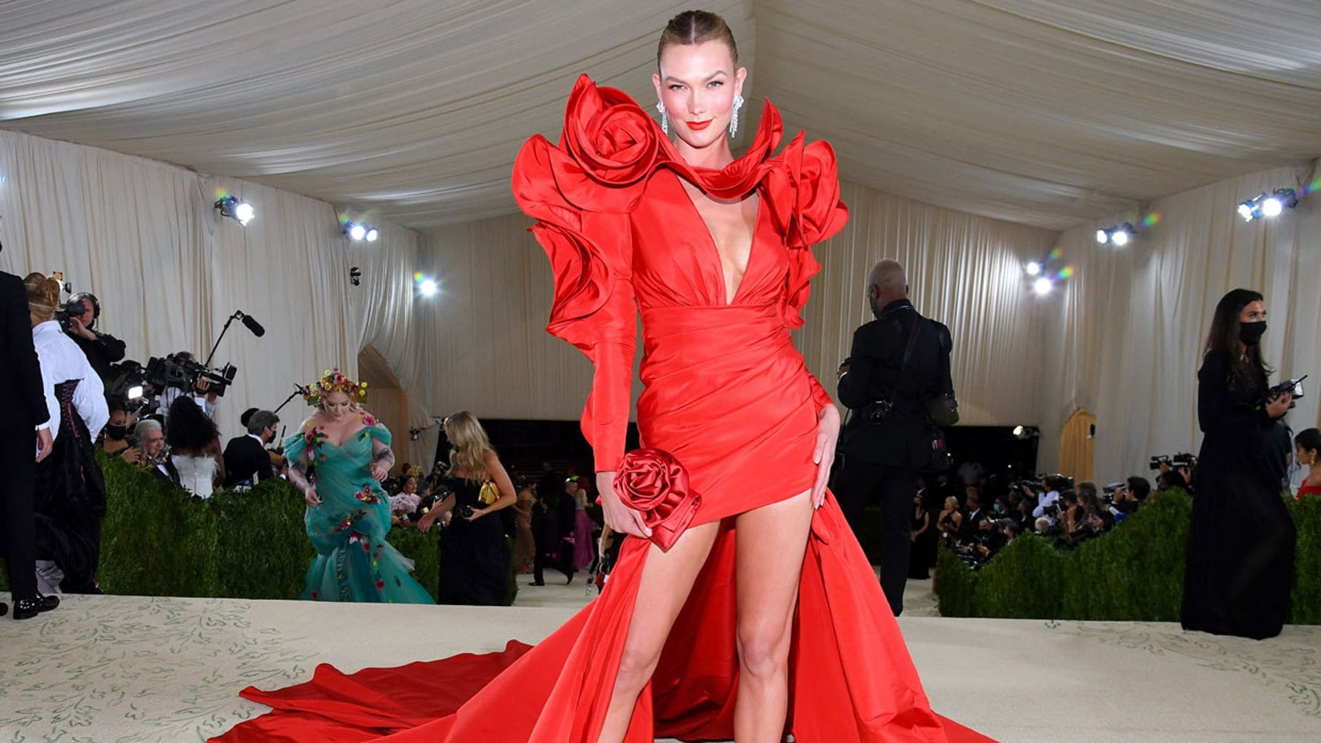 Los looks más impresionantes en la alfombra roja de la Gala MET 2021