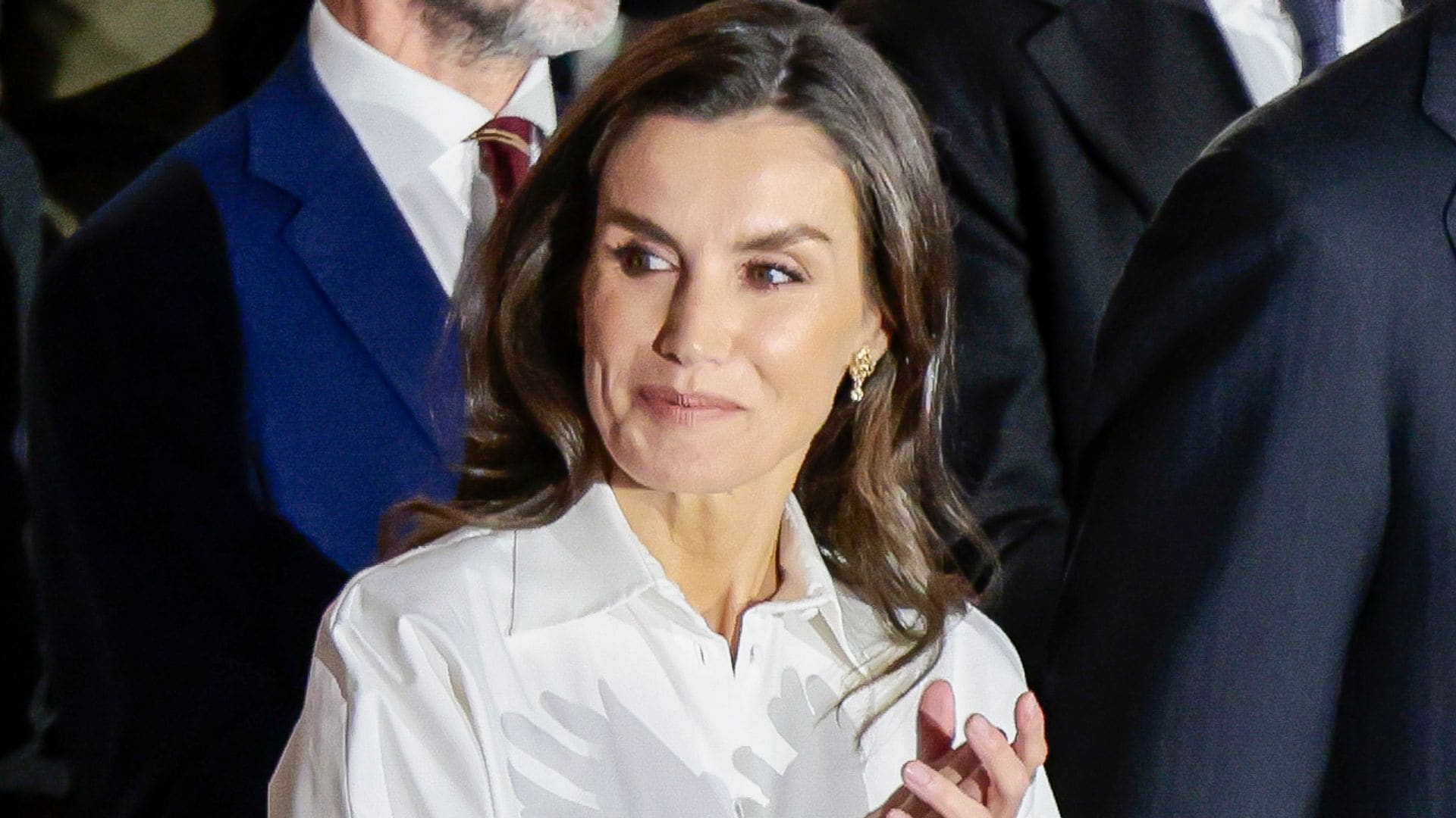 La reina Letizia se despide de Italia con una curiosa mezcla de estilos con sello español