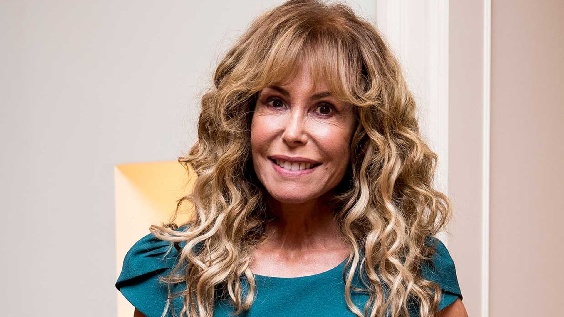 Amigos, trabajo y familia: Lara Dibildos, cumple 48 años...¿dispuesta a enamorarse de nuevo?