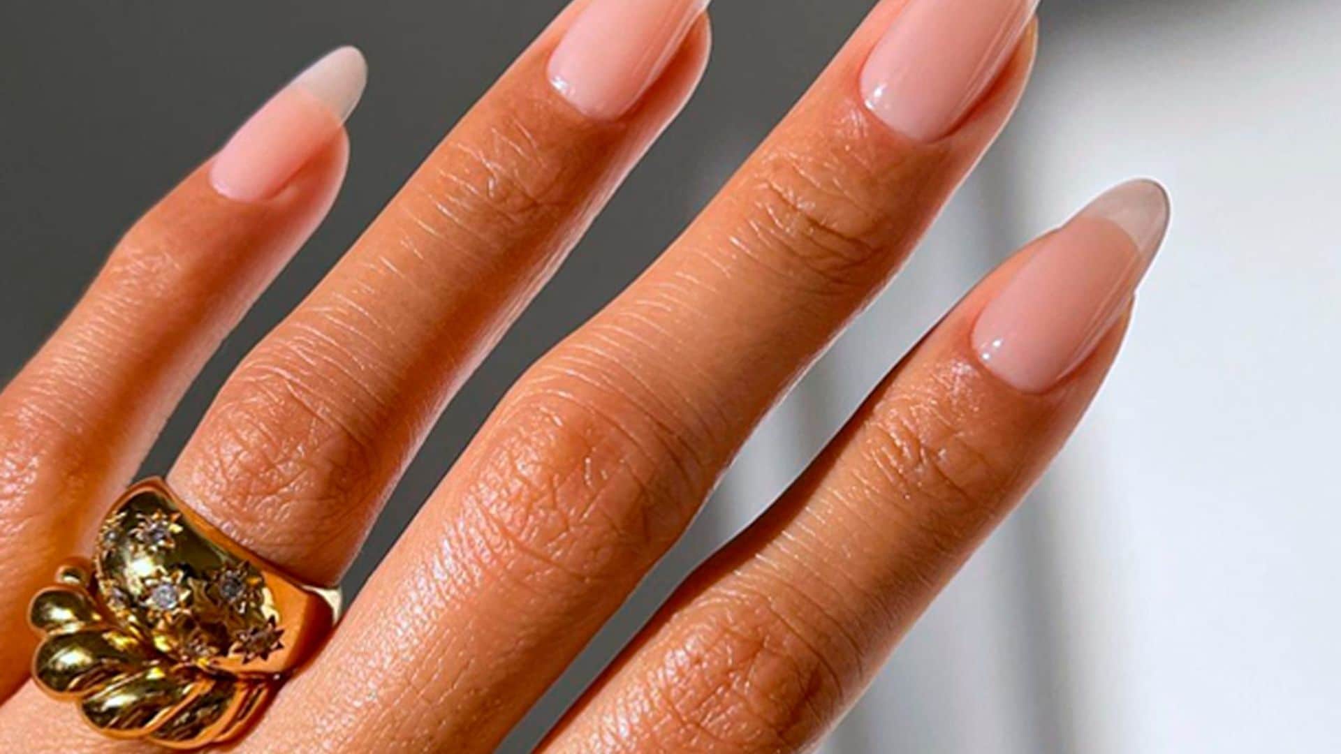 ¿De verdad las uñas acrílicas, por salud y duración, son las que más te merecen la pena?