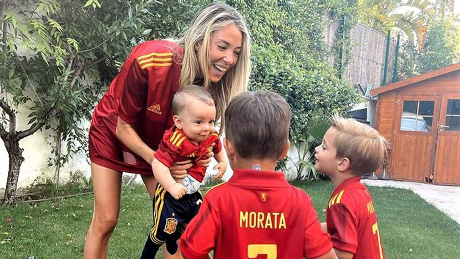 Así vibraron con la Selección española Alice Campello, sus hijos y el resto de familiares de los jugadores