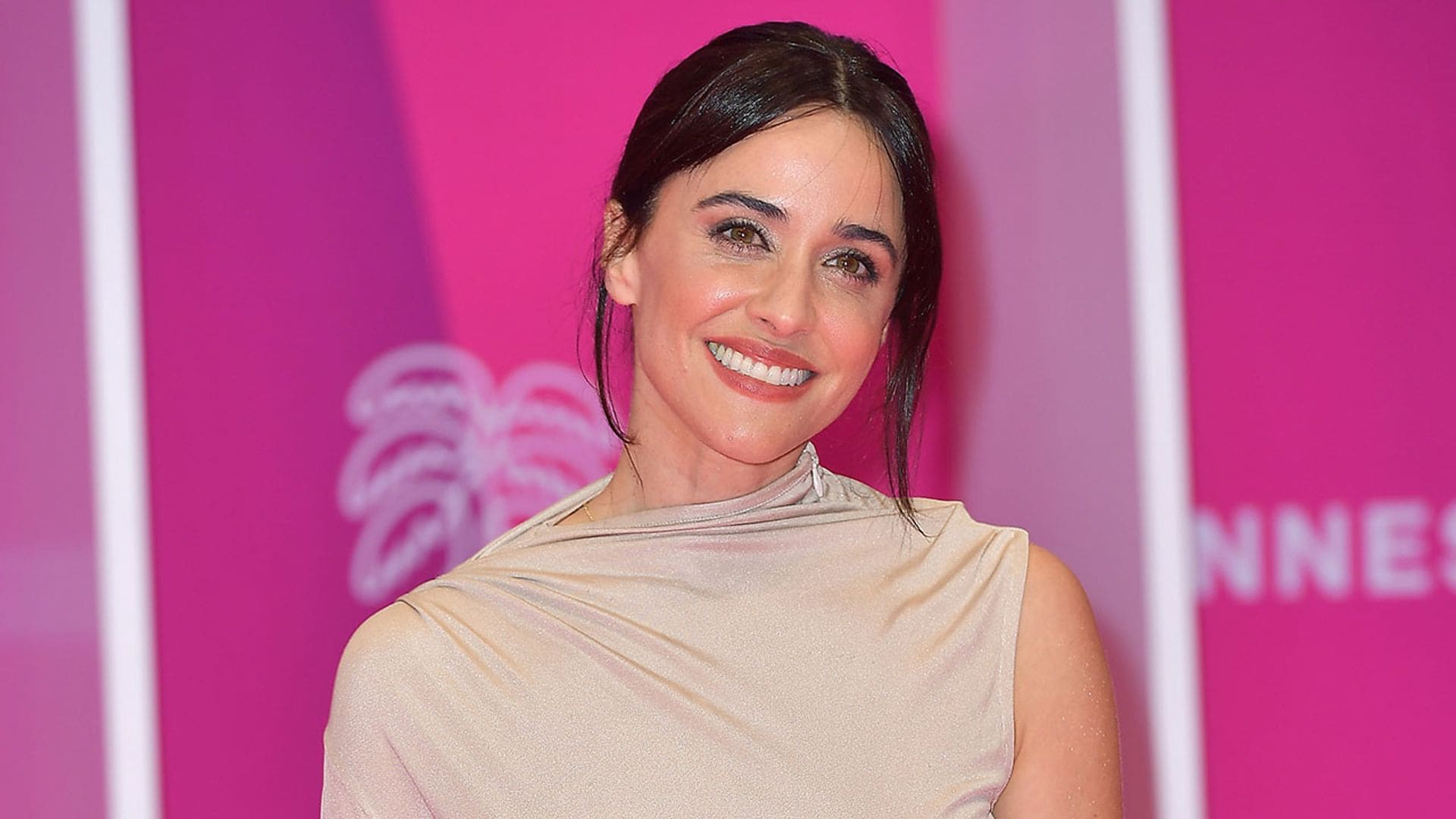 Macarena García triunfa en Cannes con un vestido 'efecto segunda piel' de Alta Costura