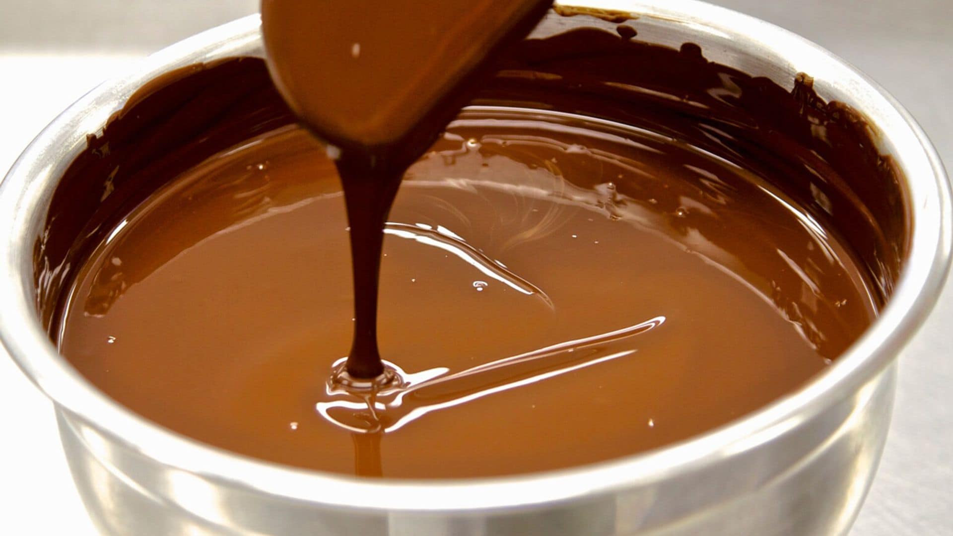 Cómo fundir chocolate y que te quede perfecto