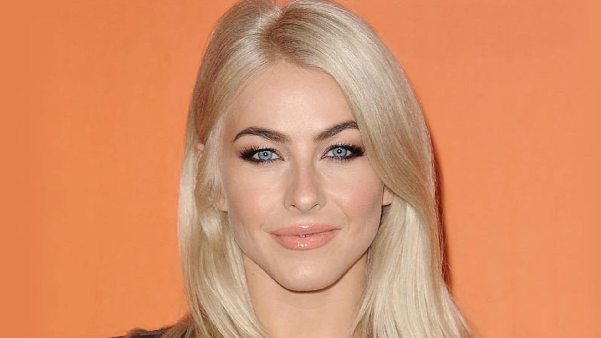 Julianne Hough, la rubia de Hollywood que prefiere ser pelirroja