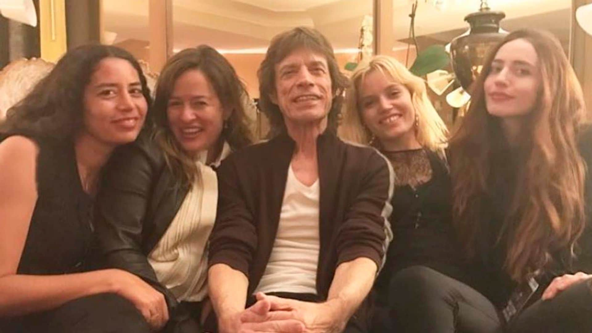 No te pierdas el gran parecido del hijo de 4 años de Mick Jagger con su padre, ¡es un 'mini Rolling'!