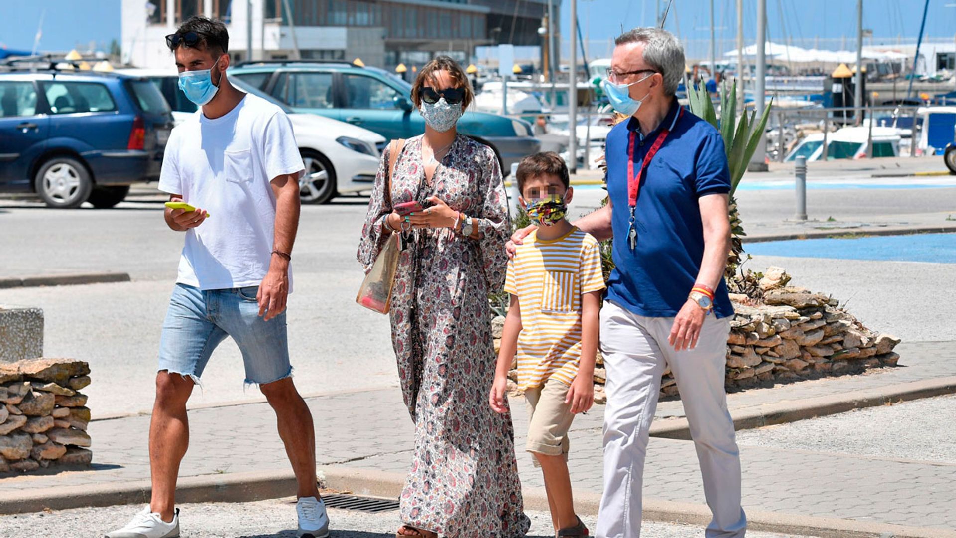 Gloria Camila visita, junto a su novio, su padre y su hermano pequeño, una exclusiva embarcación