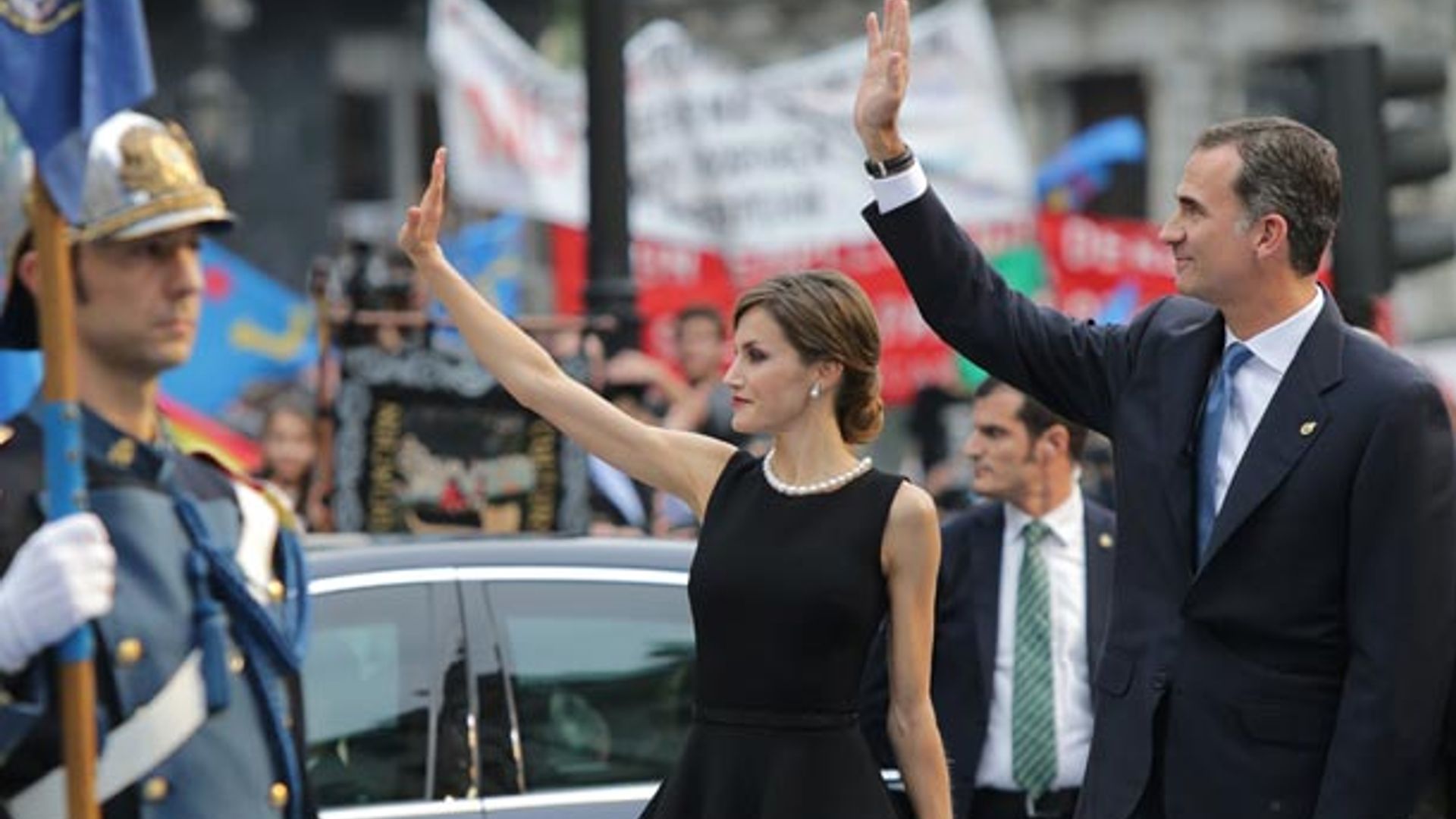 Los Reyes presiden los primeros Premios Princesa de Asturias