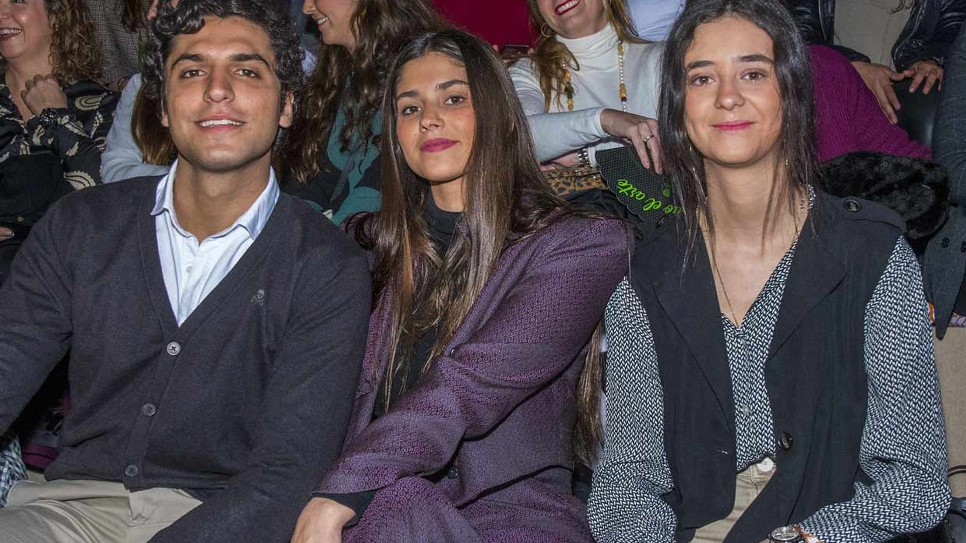 Victoria de Marichalar y Jorge Bárcenas se van de cumpleaños rodeados de 'influencers'