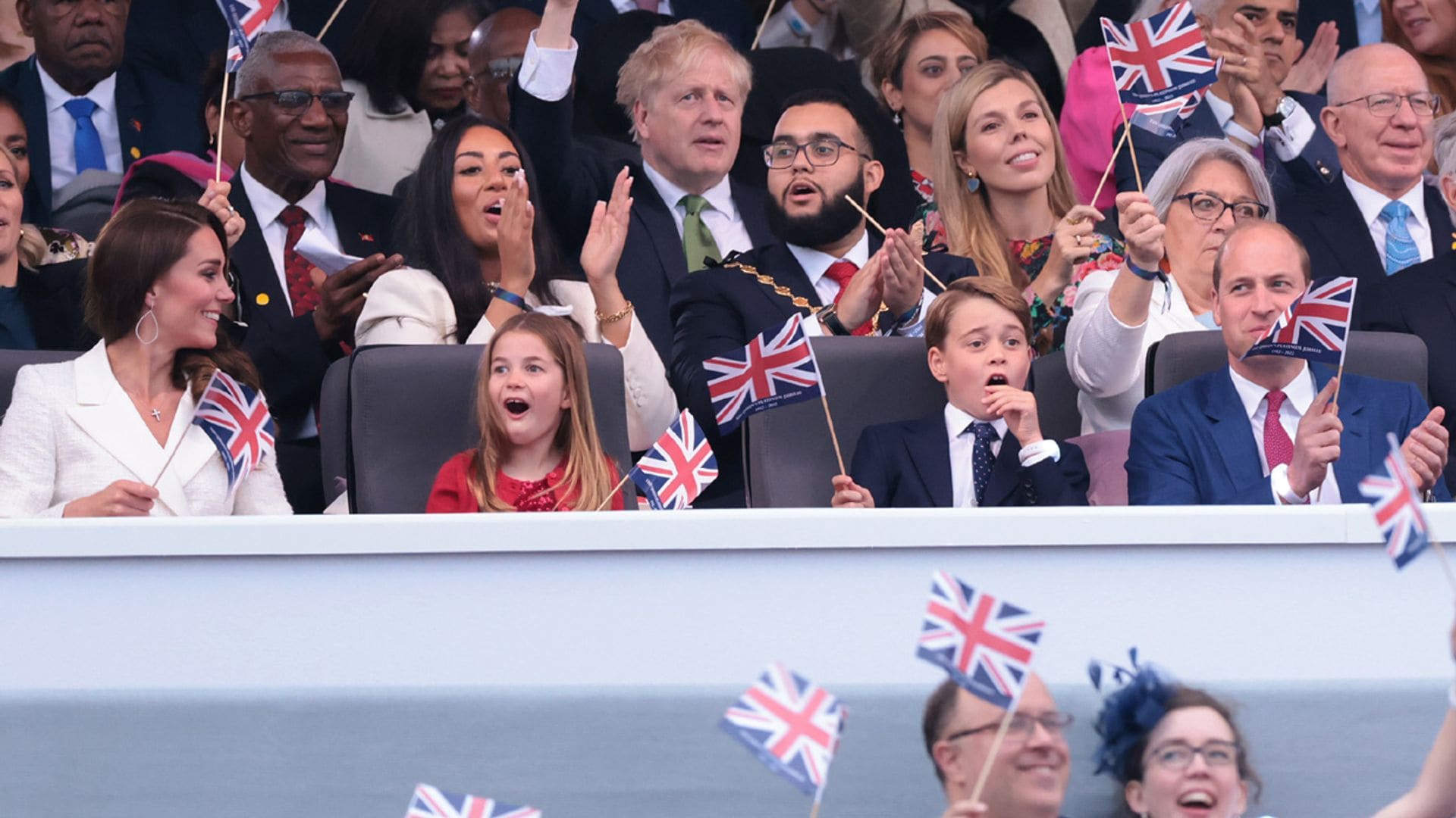 ¡Éxito total! Los Windsor lo dan todo en la fiesta en homenaje a Isabel II