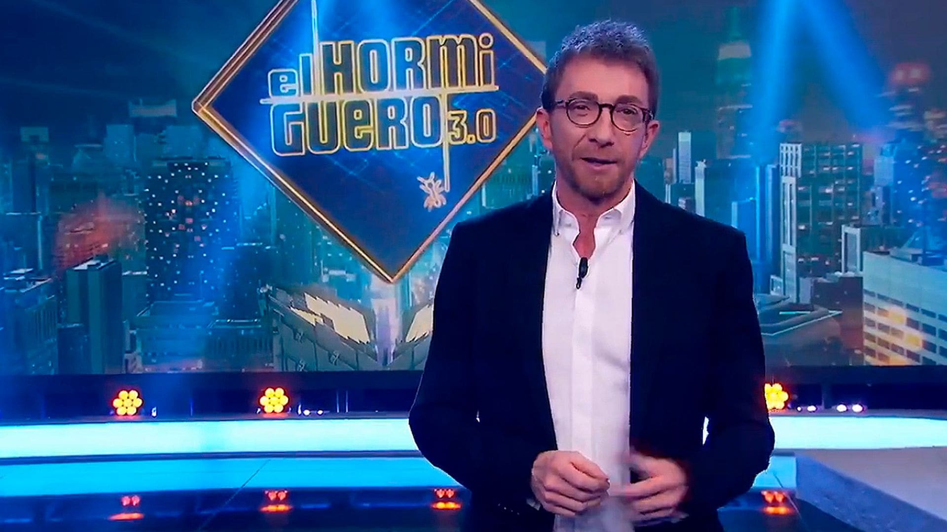 Pablo Motos se emociona al dar la bienvenida de nuevo al público en 'El Hormiguero'