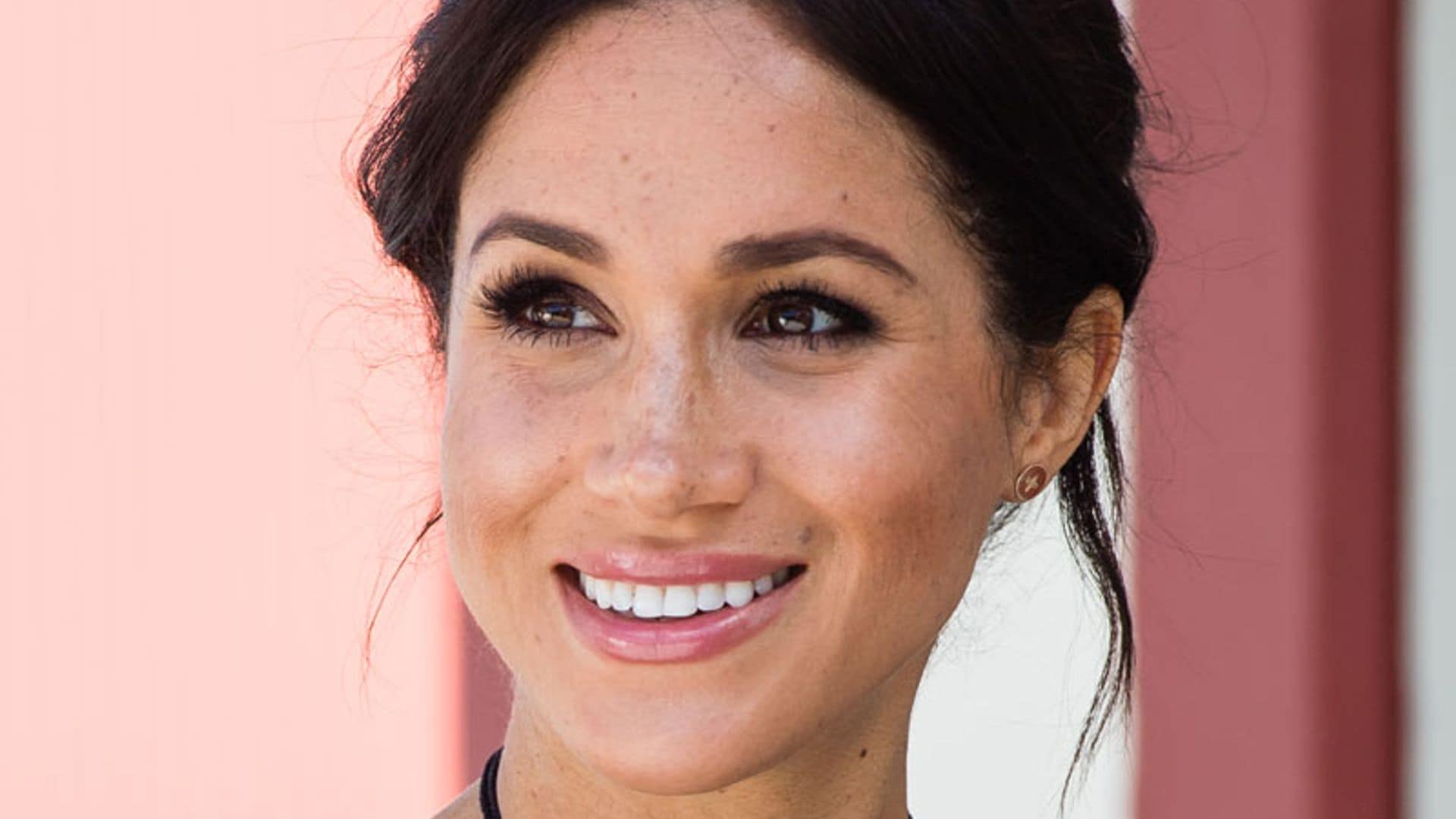 El secreto de Meghan Markle para que su pintalabios dure más