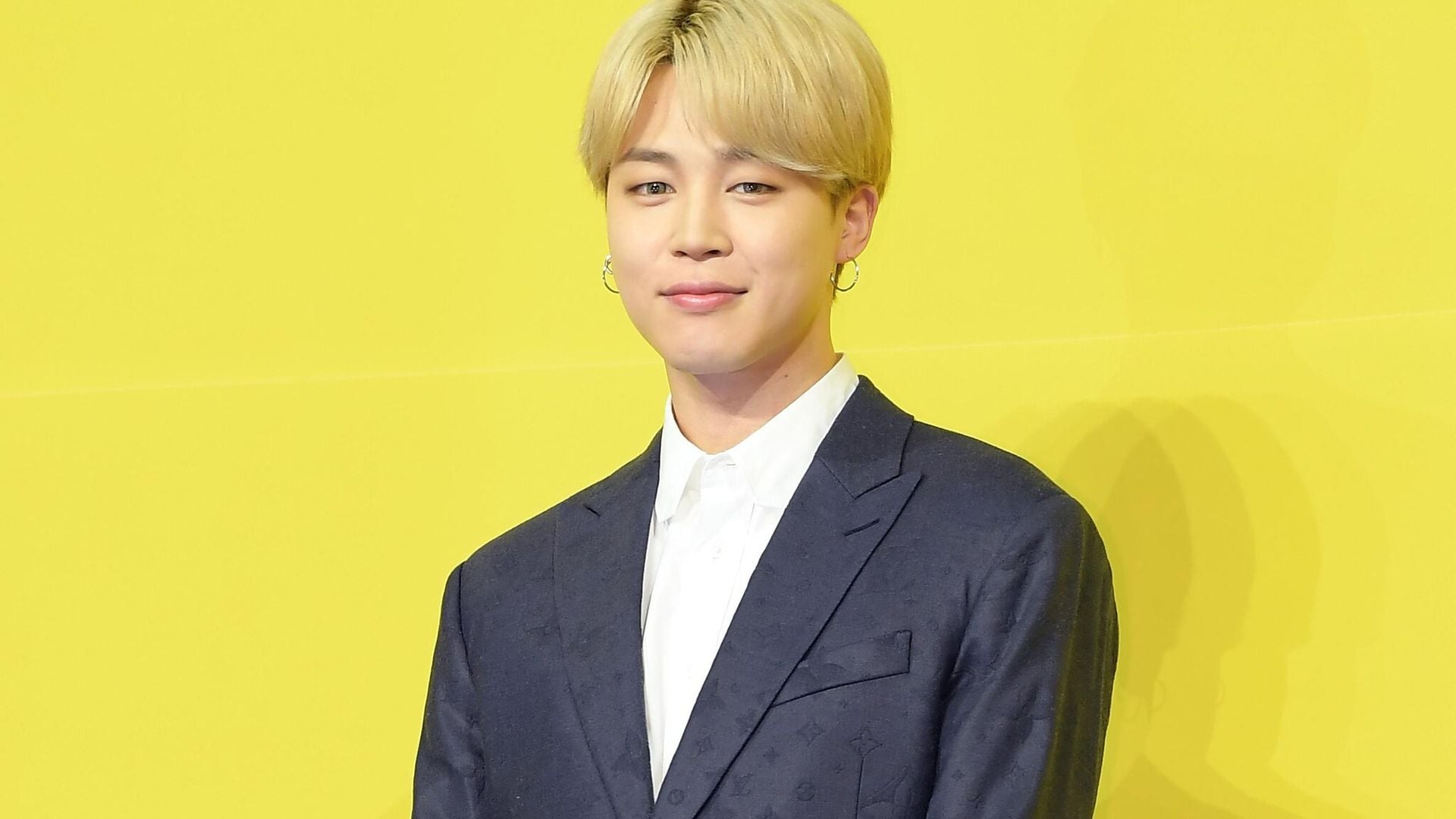 Jimin, de BTS, es ingresado de emergencia por una apendicitis y da positivo a COVID