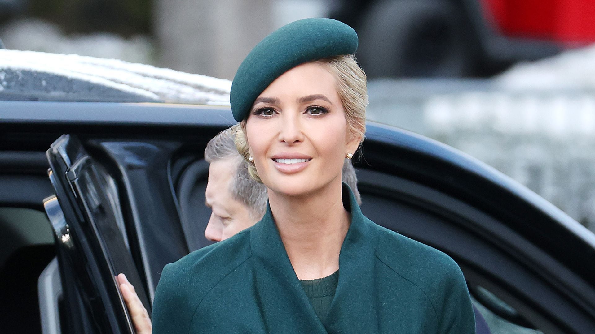 El look más 'royal' de Ivanka Trump, ¿se ha inspirado en la reina Letizia?