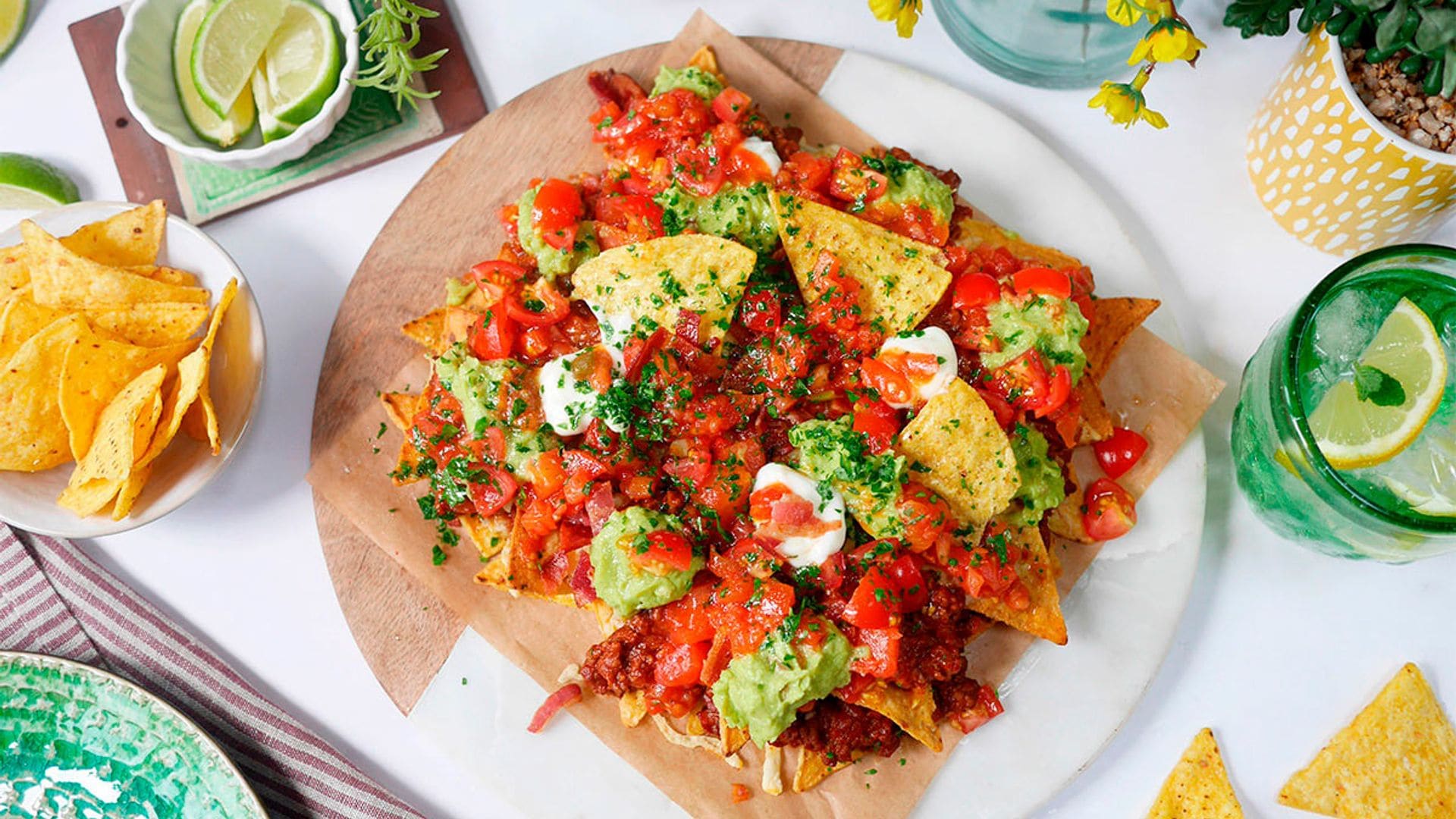 Nachos al estilo 'cheeseburger'