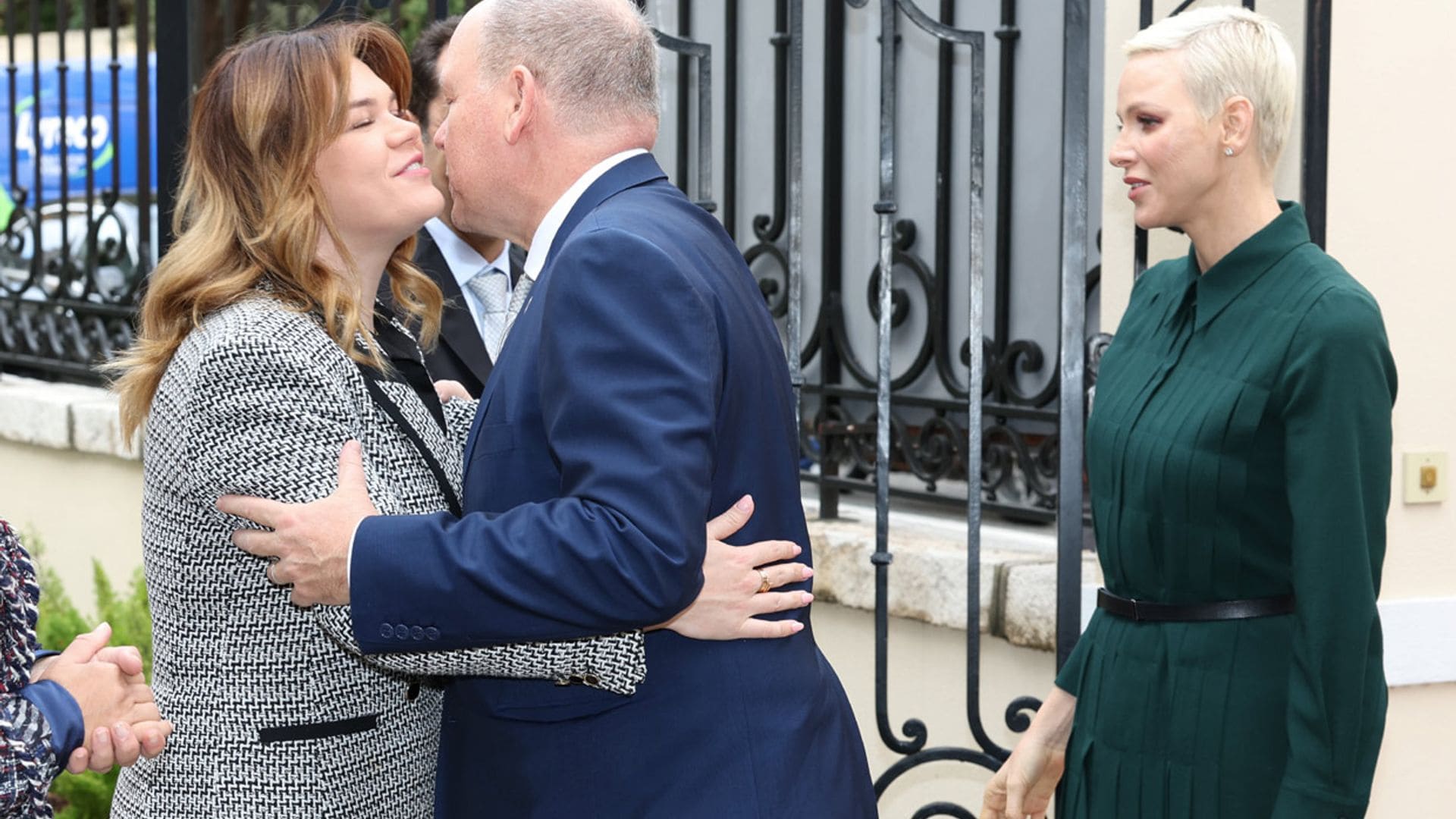 Camille Gottlieb impacta por el gran parecido físico a su madre en un acto junto a Alberto y Charlene de Mónaco