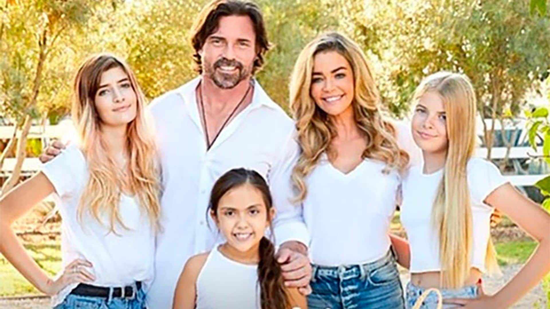 ¡Cómo han cambiado! Las hijas de Denise Richards y Charlie Sheen se hacen mayores