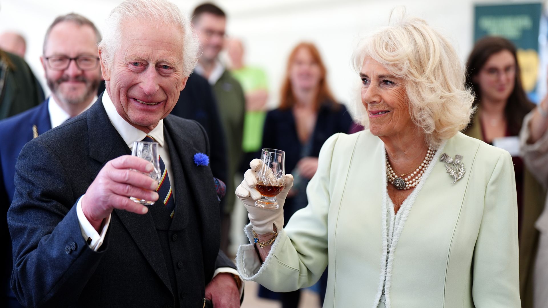 EXCLUSIVA: Sabemos cómo celebraron los reyes Carlos y Camilla el día de San Valentín