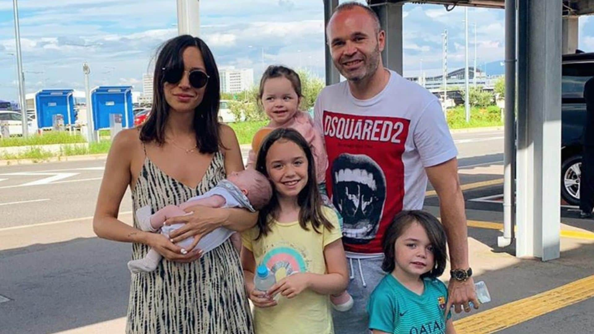 'Papá, ¿puedes venir a jugar?', la llamada telefónica más adorable de la hija de Andrés Iniesta